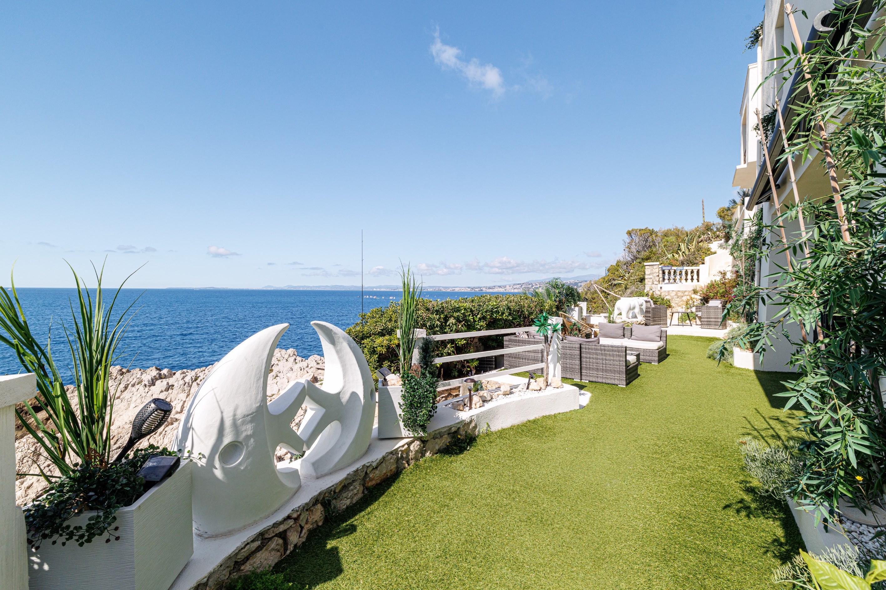  Cap de Nice: 330 m² waterfront villa with private sea access - 物件實景