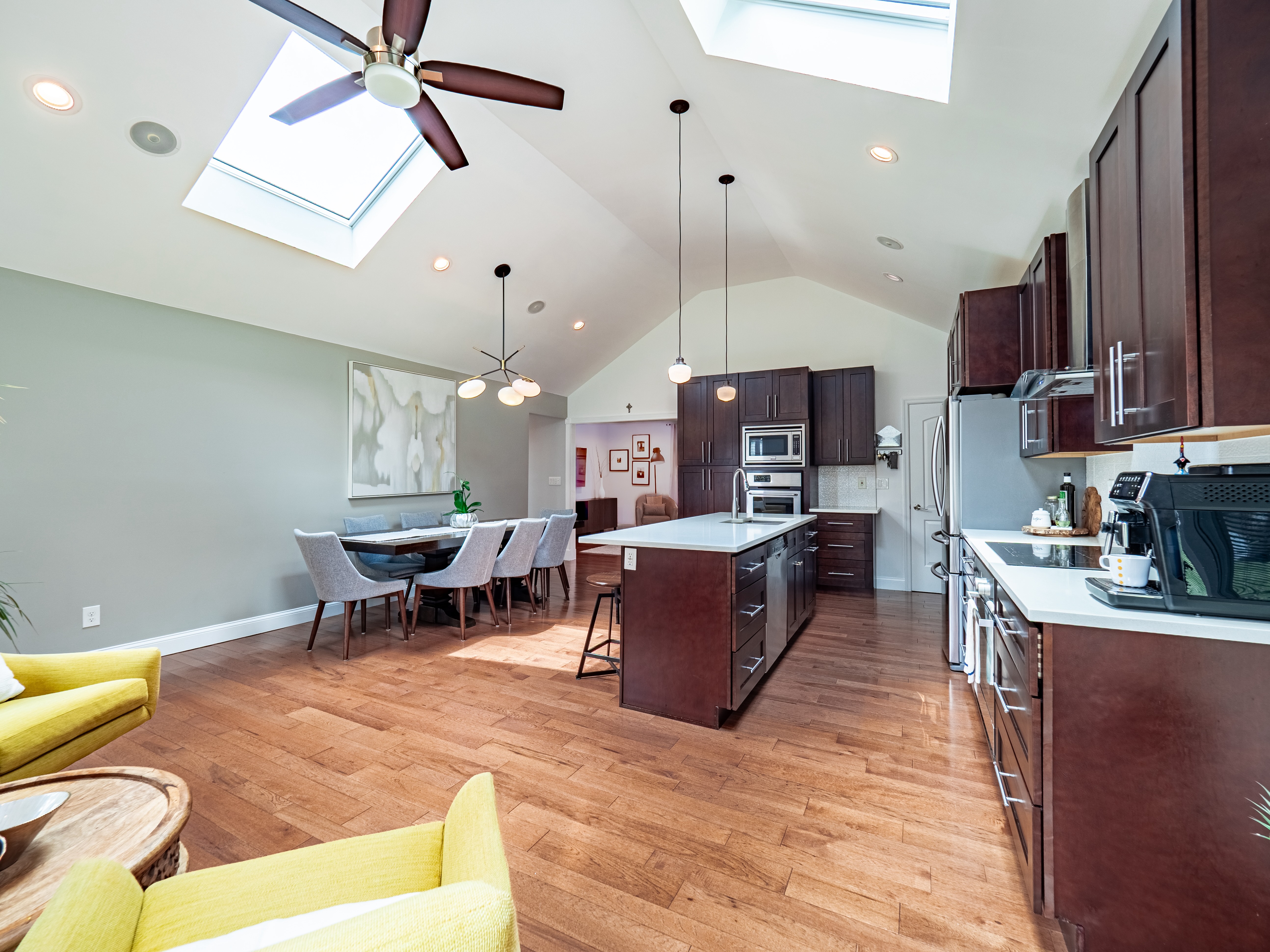 Pennington, New Jersey, 08534, United States, 2 Bedrooms Bedrooms, ,3 BathroomsBathrooms,Residential,For Sale,1936854