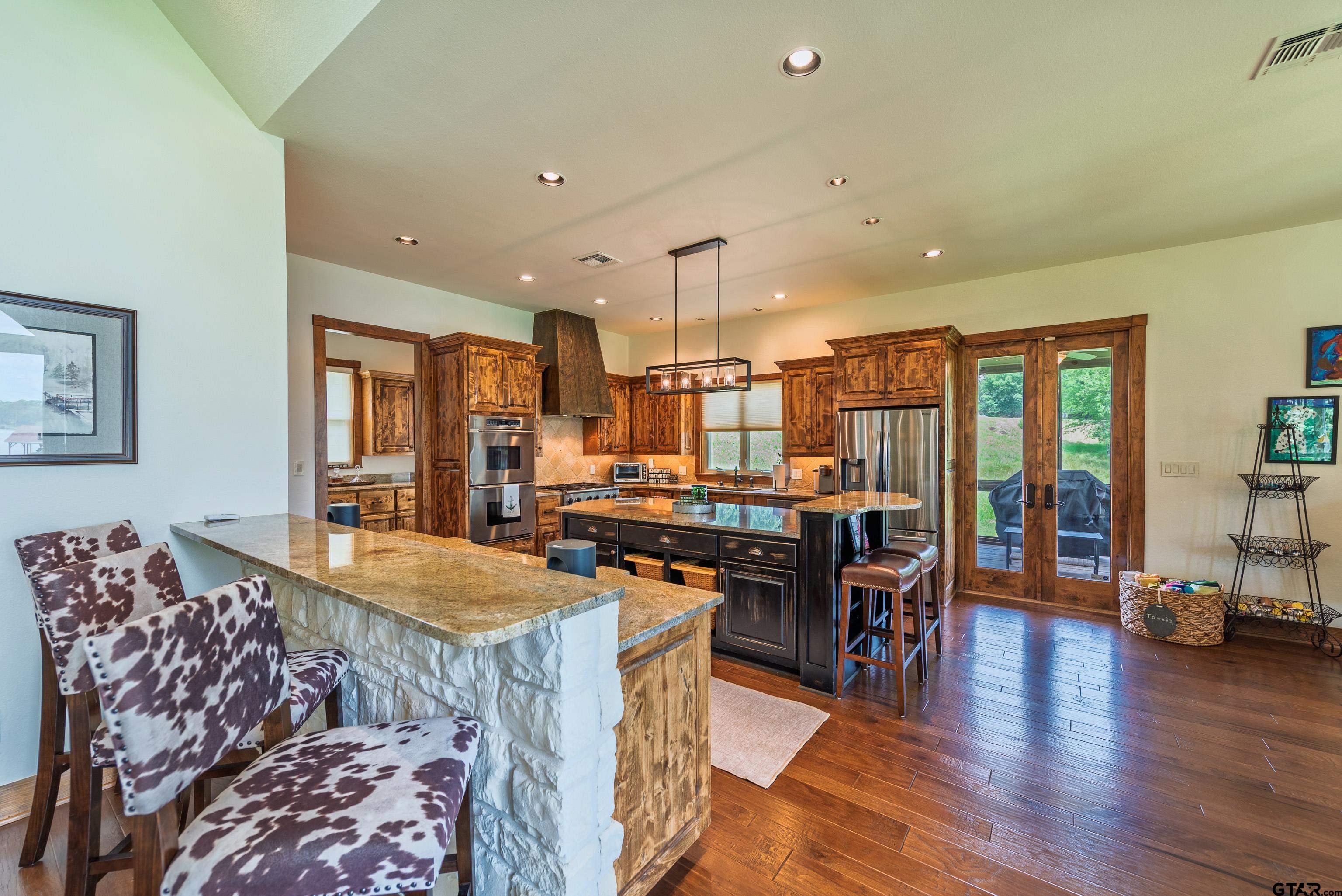 Scroggins, Texas, 75480, United States, 4 Bedrooms Bedrooms, ,5 BathroomsBathrooms,Residential,For Sale,1981840