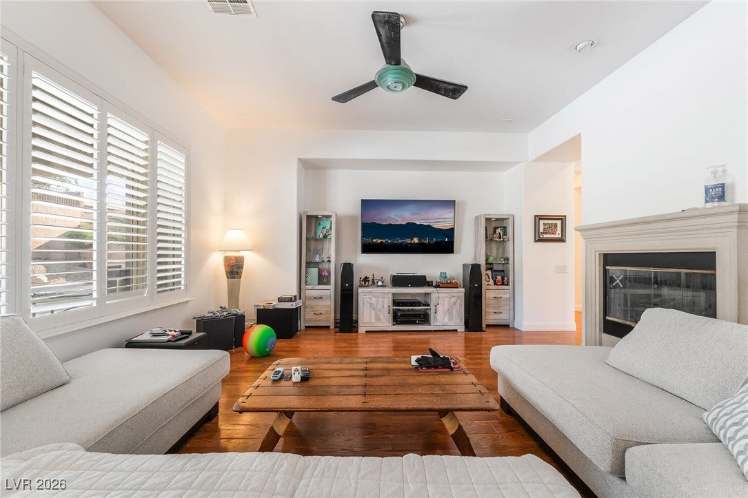 Henderson, Nevada, 89044, United States, 4 Bedrooms Bedrooms, ,4 BathroomsBathrooms,Residential,For Sale,2009744