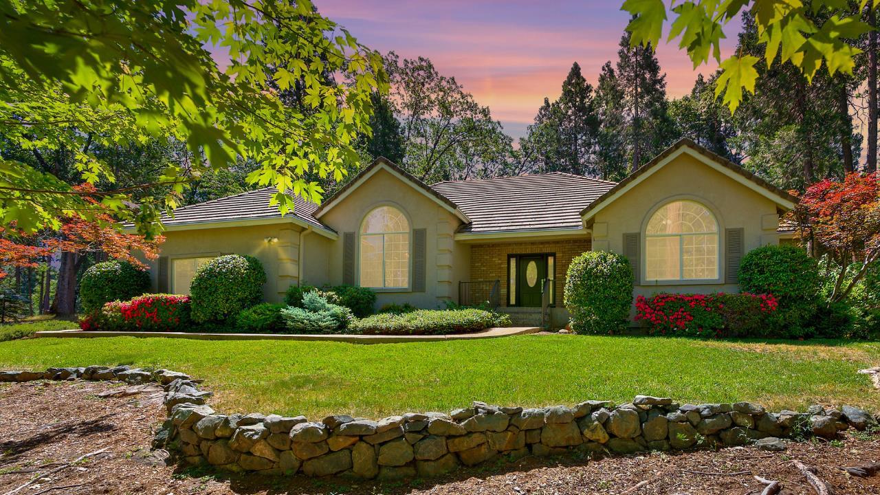 Grass Valley, California, 95945, United States, 4 Bedrooms Bedrooms, ,3 BathroomsBathrooms,Residential,For Sale,1831917