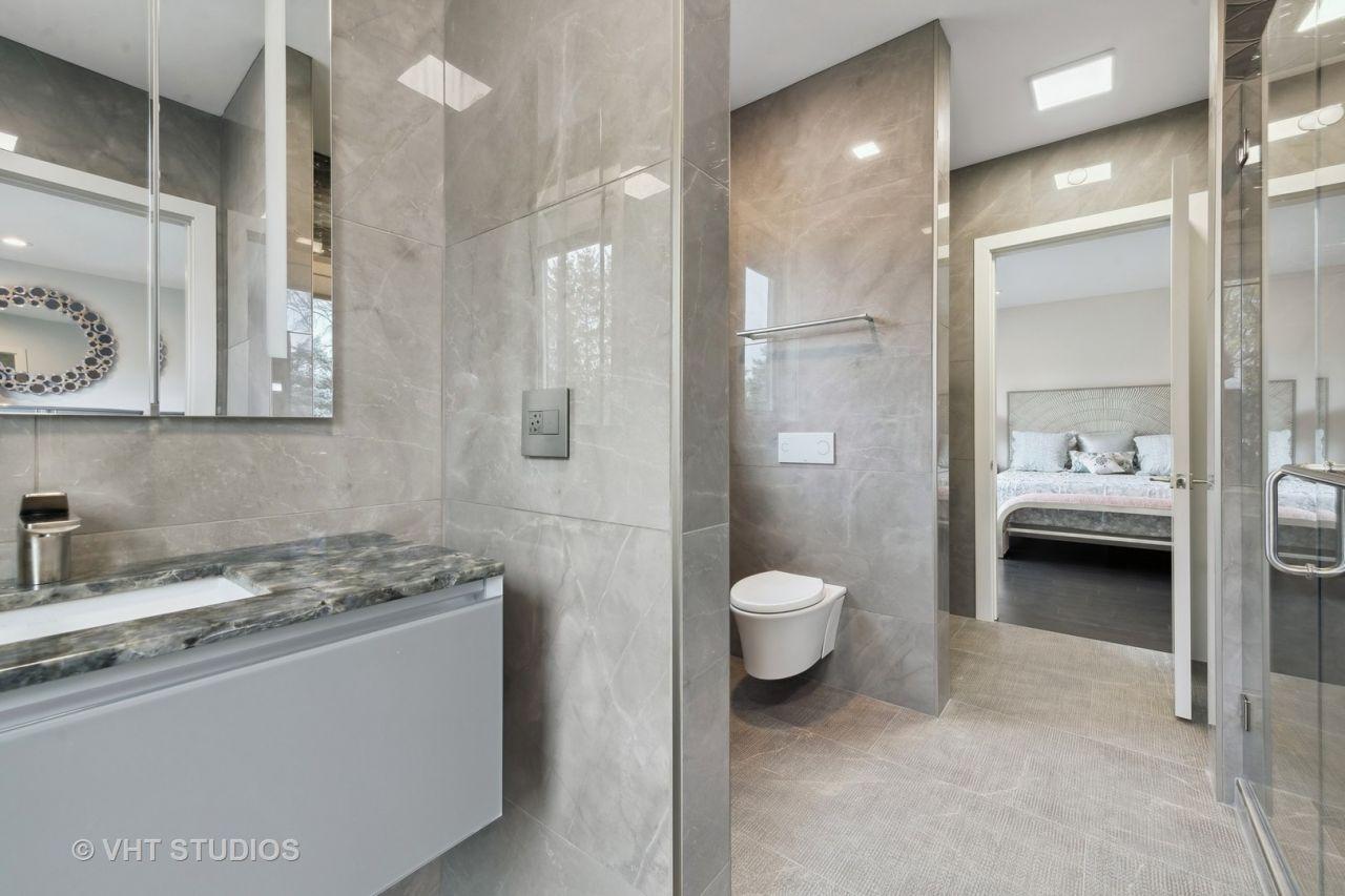 Barrington, Illinois, 60010, United States, 5 Bedrooms Bedrooms, ,5 BathroomsBathrooms,Residential,For Sale,1759208