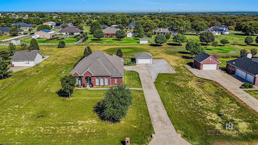 Van Alstyne, Texas, 75495, United States, 4 Bedrooms Bedrooms, ,2 BathroomsBathrooms,Residential,For Sale,1965564