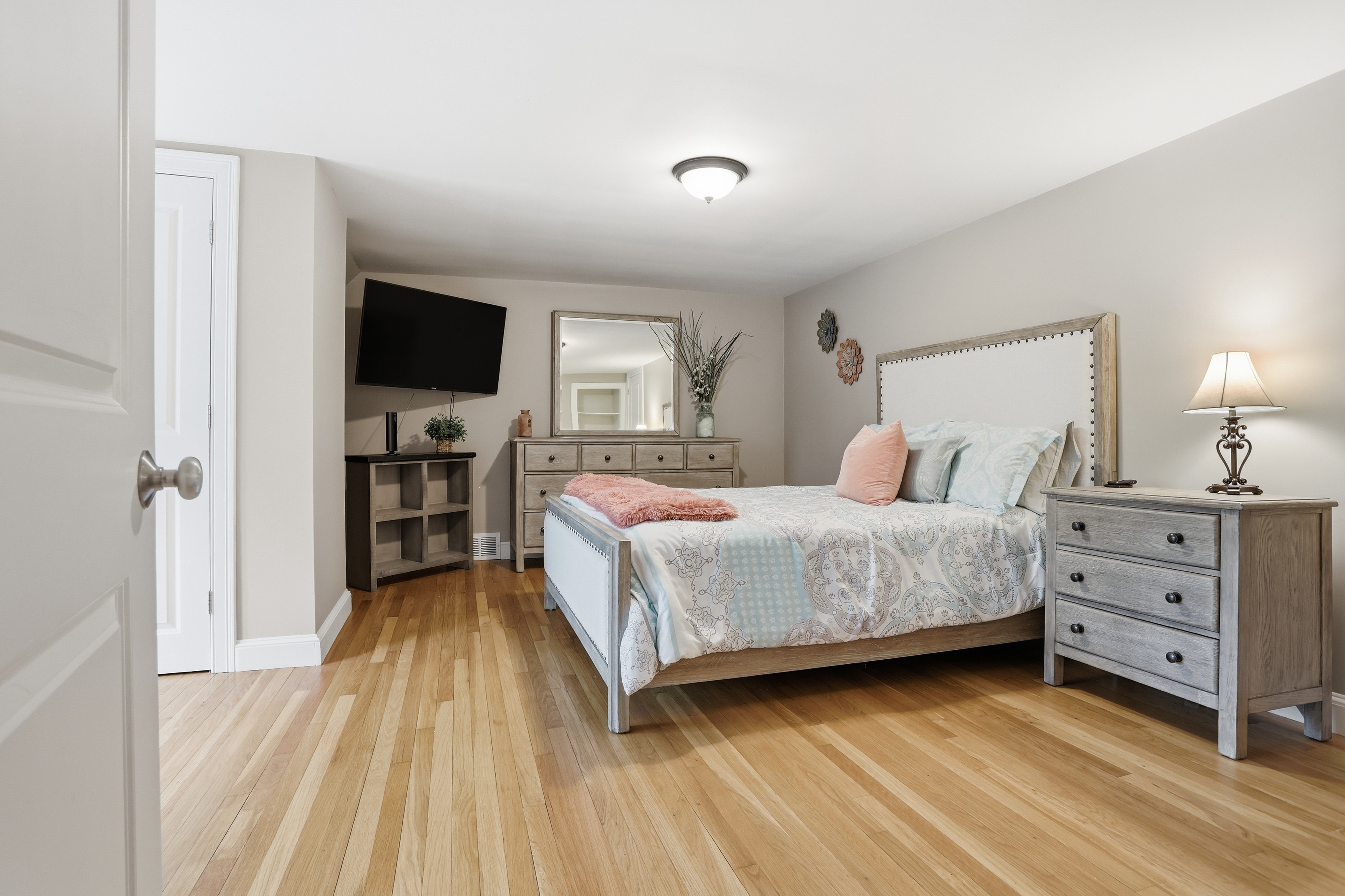  46 Hayden Lane, Bedford, MA 01730 - 物件實景
