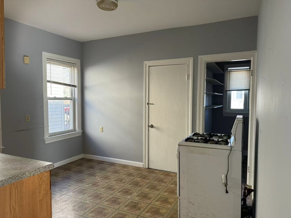 Boston, Massachusetts, 02124, United States, 9 Bedrooms Bedrooms, ,3 BathroomsBathrooms,Residential,For Sale,2027389