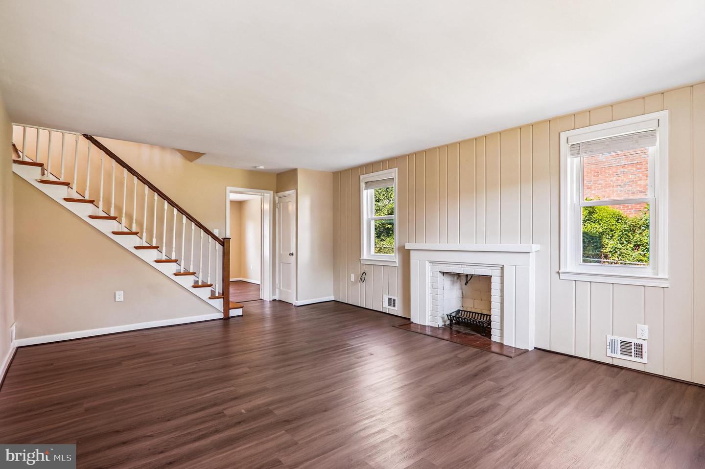 Silver Spring, Maryland, 20901, United States, 4 Bedrooms Bedrooms, ,3 BathroomsBathrooms,Residential,For Sale,1932043