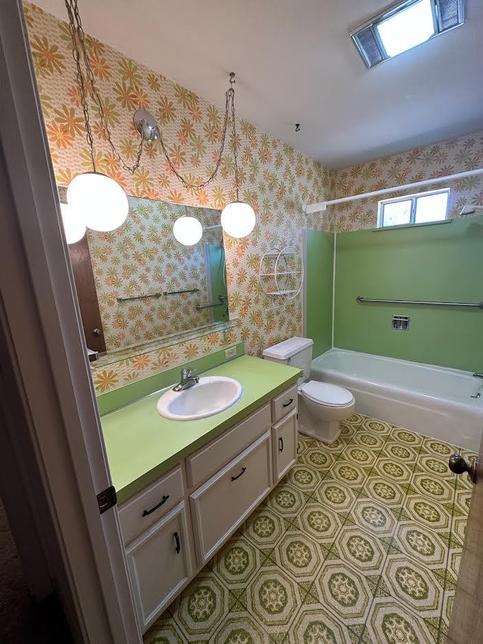 Fredericksburg, Texas, 78624, United States, 4 Bedrooms Bedrooms, ,2 BathroomsBathrooms,Residential,For Sale,1869551