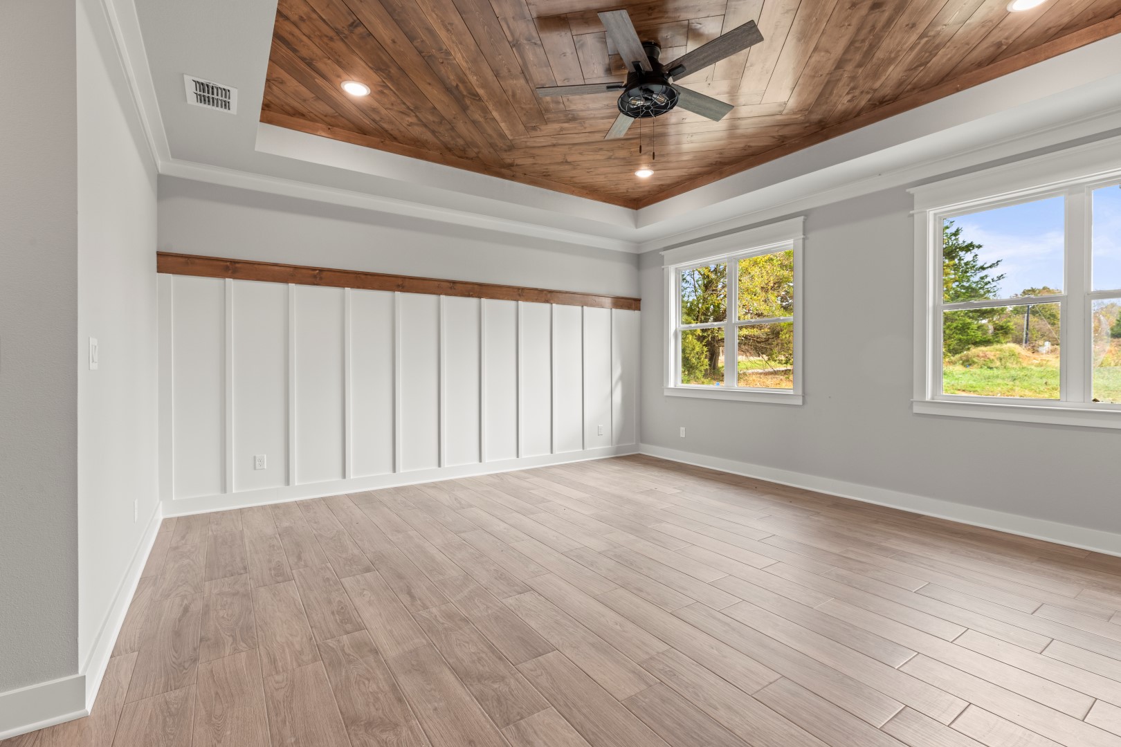 Tyler, Texas, 75704, United States, 4 Bedrooms Bedrooms, ,3 BathroomsBathrooms,Land,For Sale,1974670