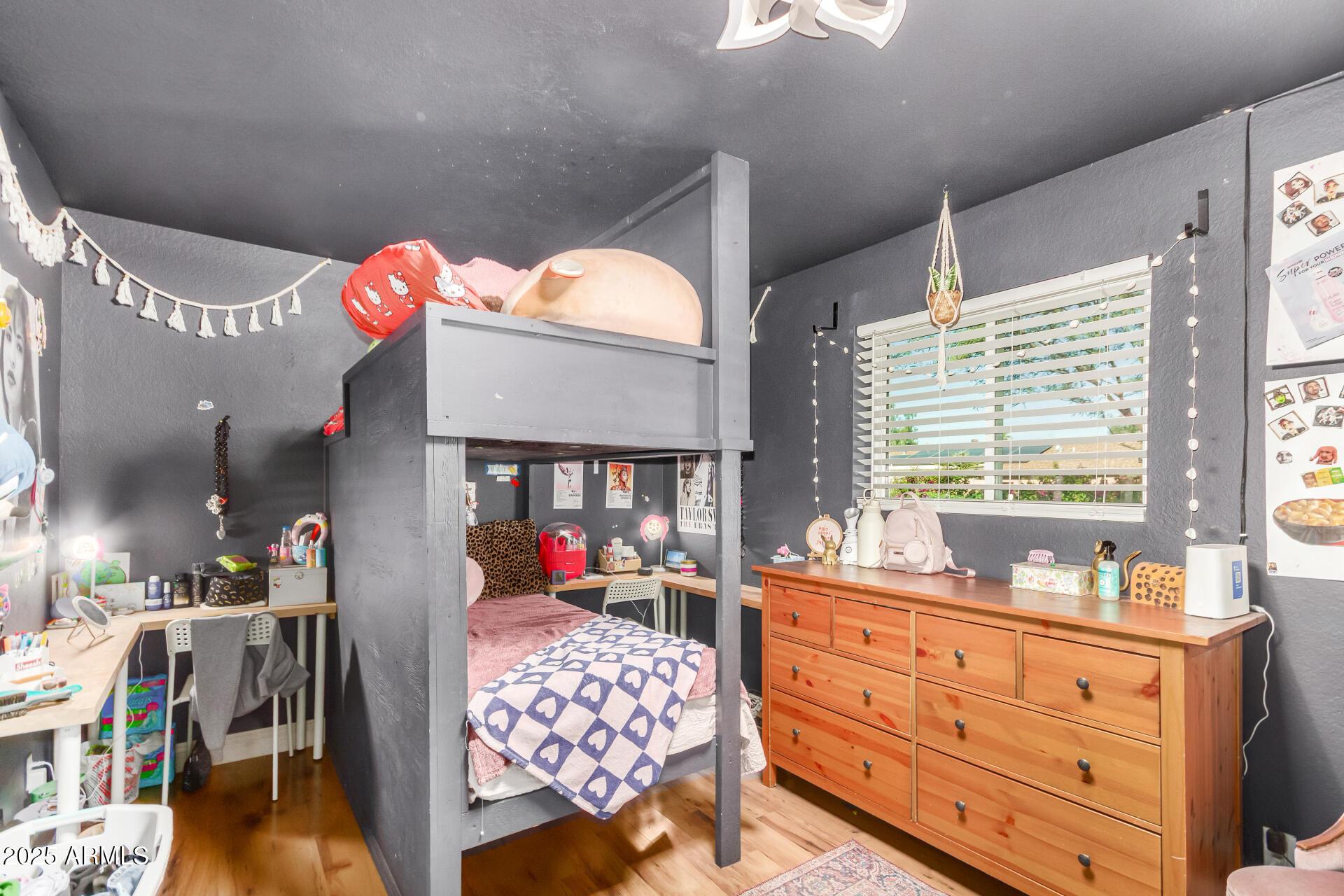 Chandler, Arizona, 85225, United States, 5 Bedrooms Bedrooms, ,2 BathroomsBathrooms,Residential,For Sale,1996628