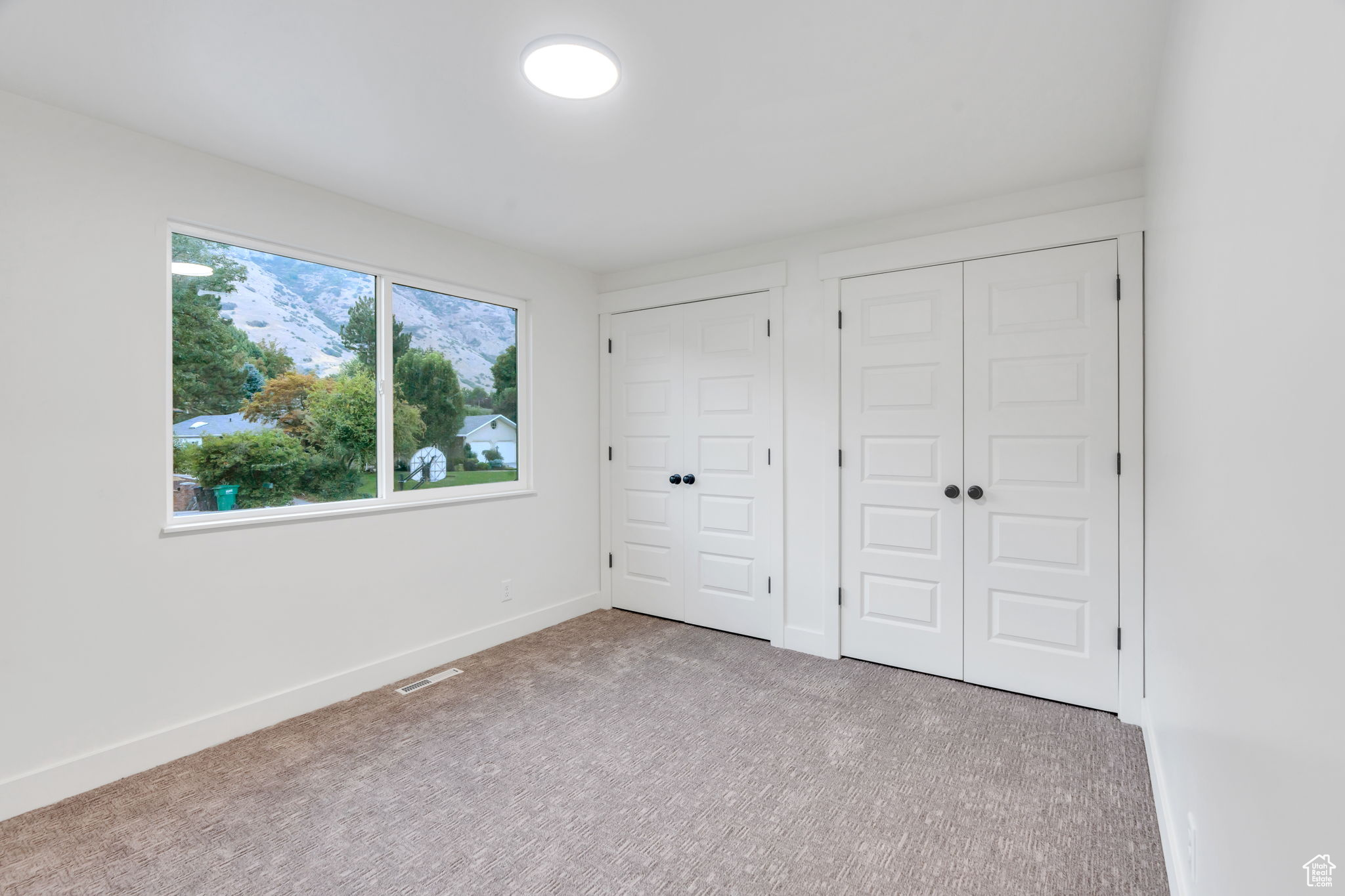 Provo, Utah, 84604, United States, 7 Bedrooms Bedrooms, ,2 BathroomsBathrooms,Residential,For Sale,1912581