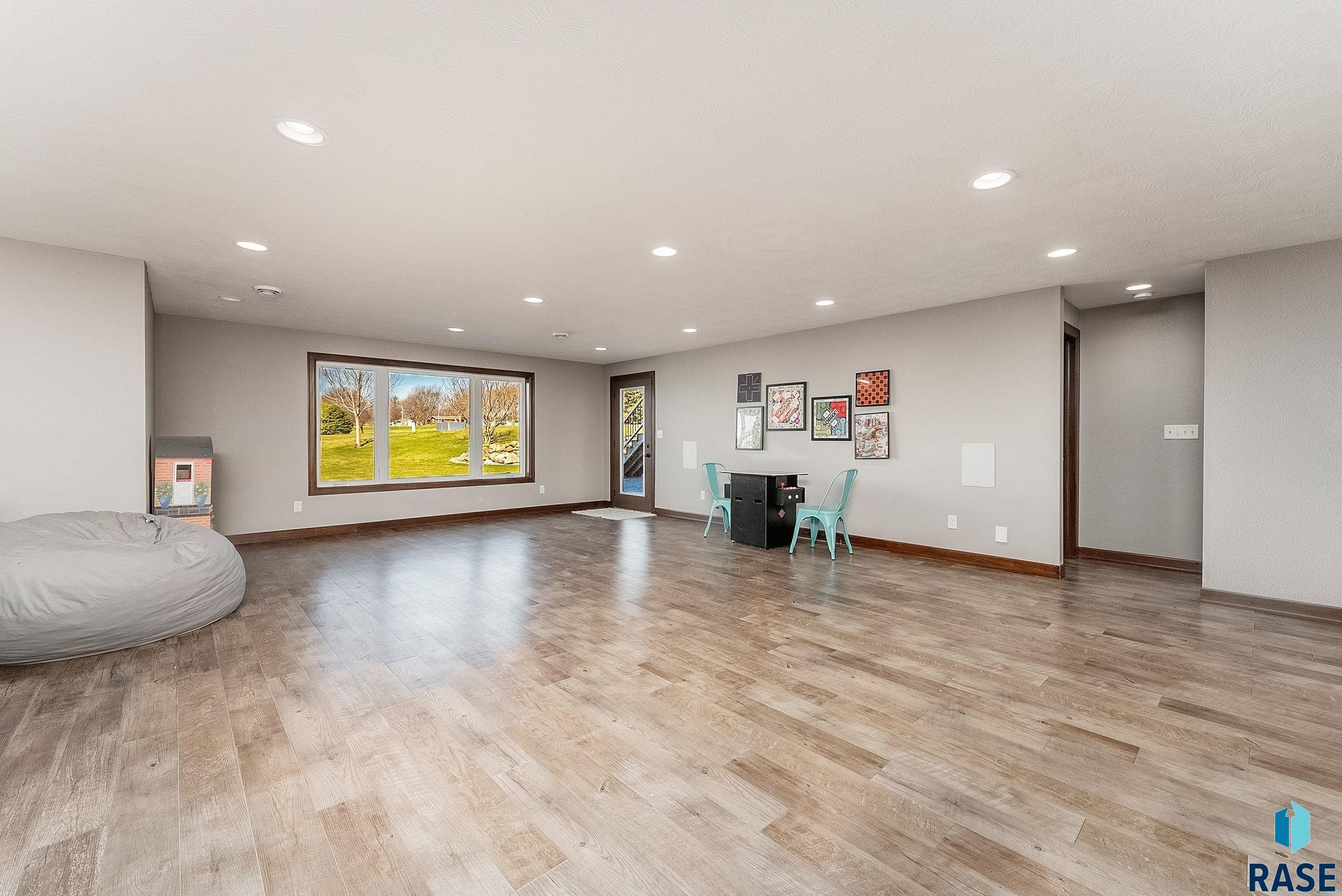 Lester, Iowa, 51242, United States, 4 Bedrooms Bedrooms, ,5 BathroomsBathrooms,Residential,For Sale,1926718