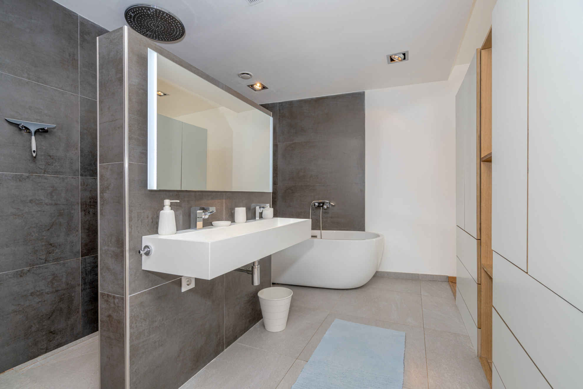  Modern design house with panoramic views - 物件實景