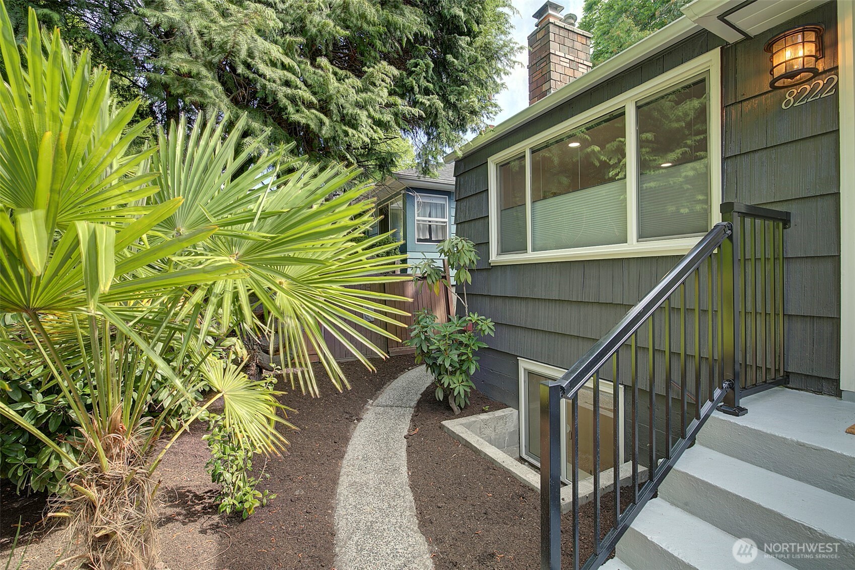 Seattle, Washington, 98126, United States, 3 Bedrooms Bedrooms, ,2 BathroomsBathrooms,Residential,For Sale,1882330