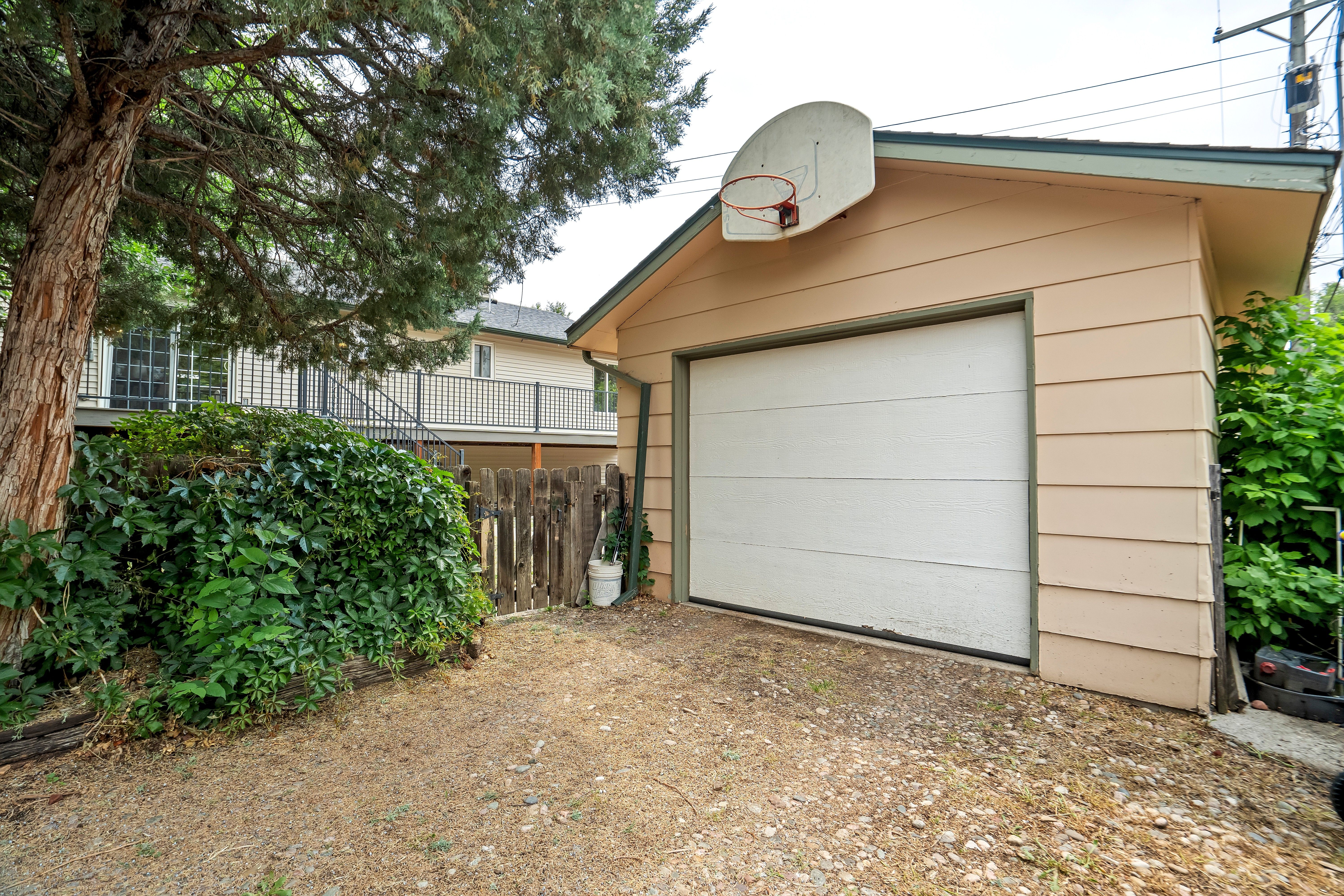  Unique Property in the Unbeatable Location in the Heart of Patty Jewett - 物件實景