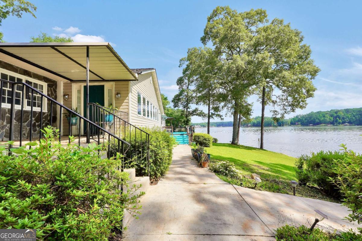 Jackson, Georgia, 30233, United States, 3 Bedrooms Bedrooms, ,2 BathroomsBathrooms,Residential,For Sale,1981672