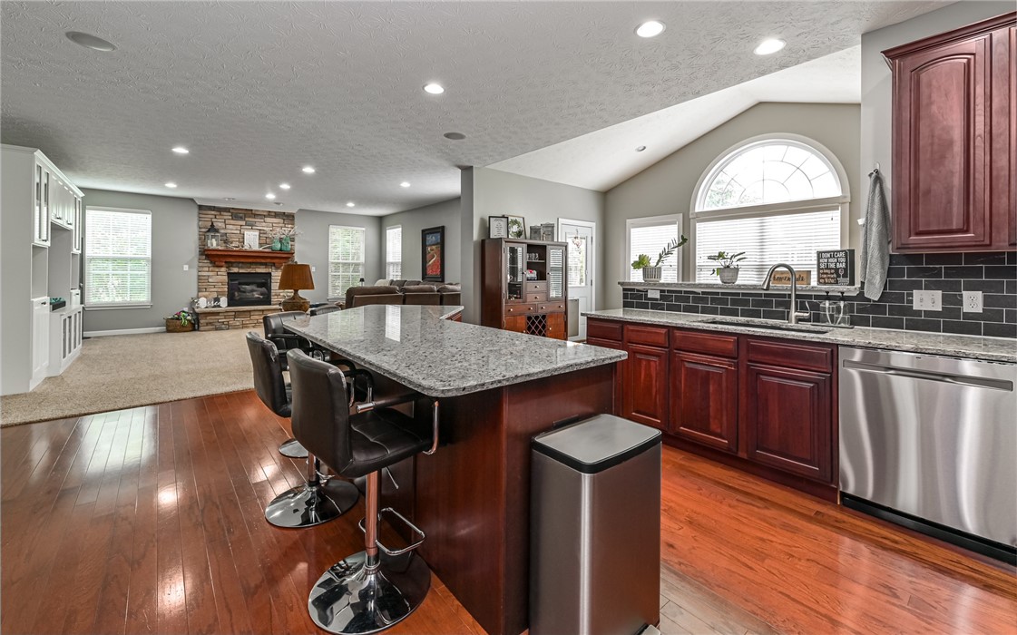 Adams Twp, Pennsylvania, 16046, United States, 4 Bedrooms Bedrooms, ,4 BathroomsBathrooms,Residential,For Sale,1827880