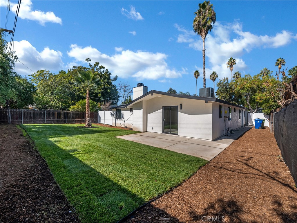 Winnetka, California, 91306, United States, 5 Bedrooms Bedrooms, ,3 BathroomsBathrooms,Residential,For Sale,1987319