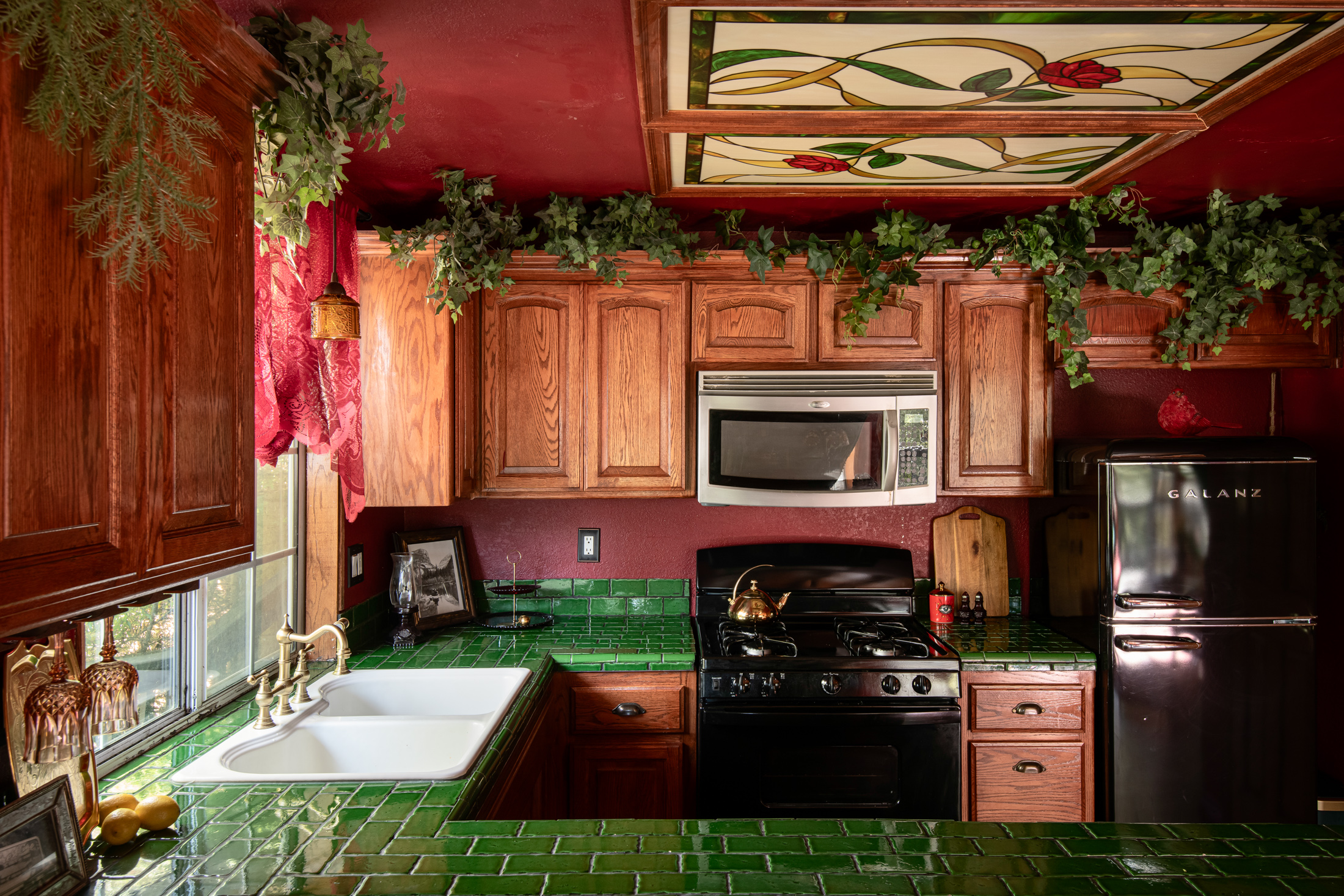  23594 Hillside Drive, Crestline, CA 92325 - 物件實景