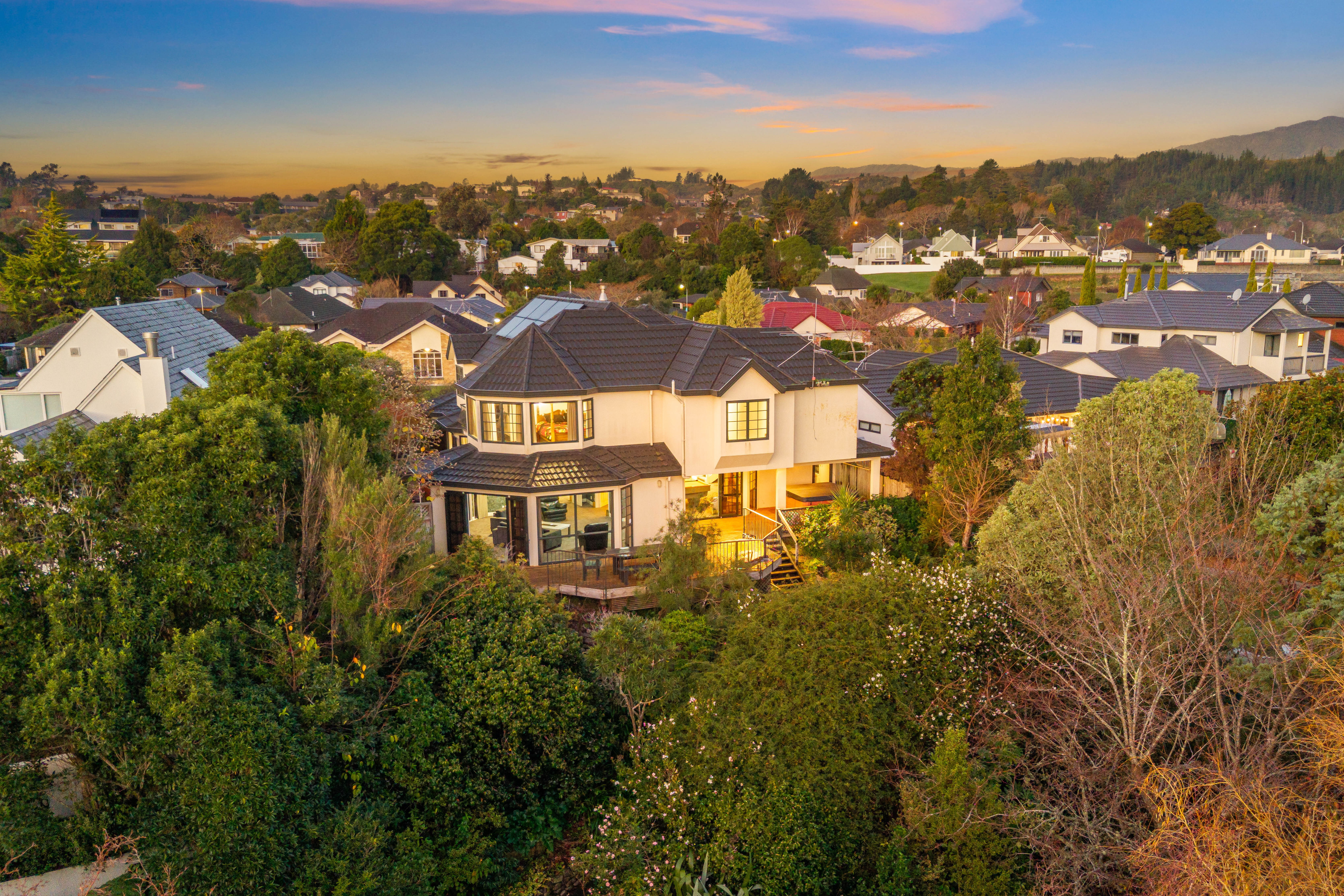 29 Clearwater Terrace, Brown Owl, Upper Hutt - 物件實景