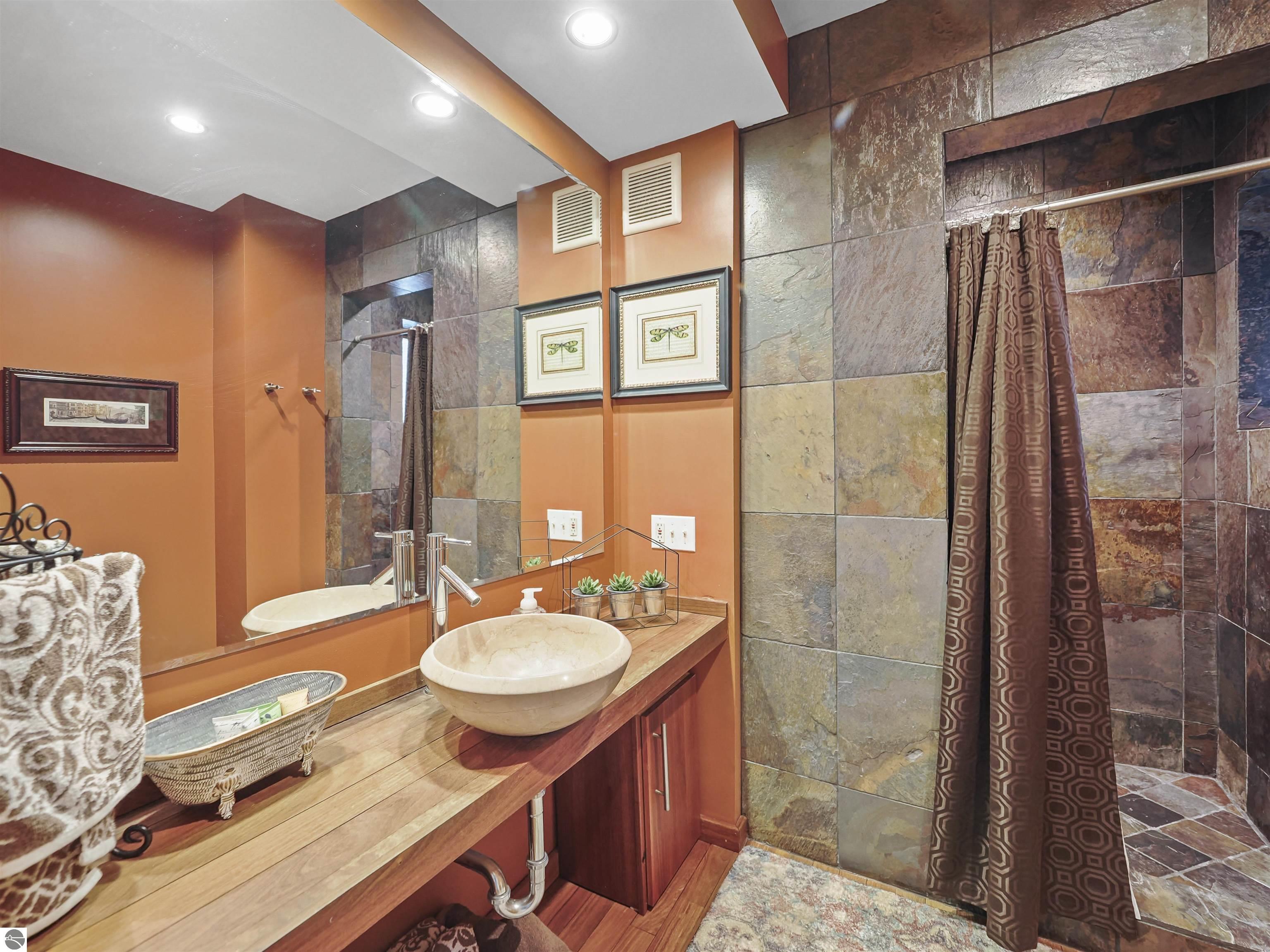 Bellaire, Michigan, 49615, United States, 4 Bedrooms Bedrooms, ,2 BathroomsBathrooms,Residential,For Sale,1938366