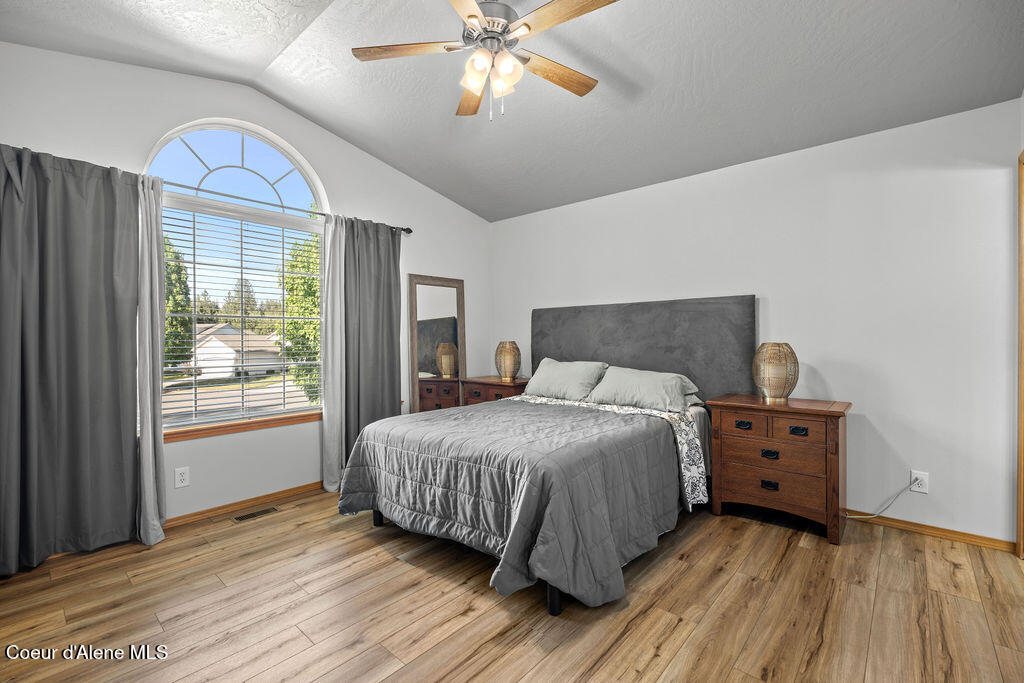Post Falls, Idaho, 83854, United States, 4 Bedrooms Bedrooms, ,3 BathroomsBathrooms,Residential,For Sale,1870945