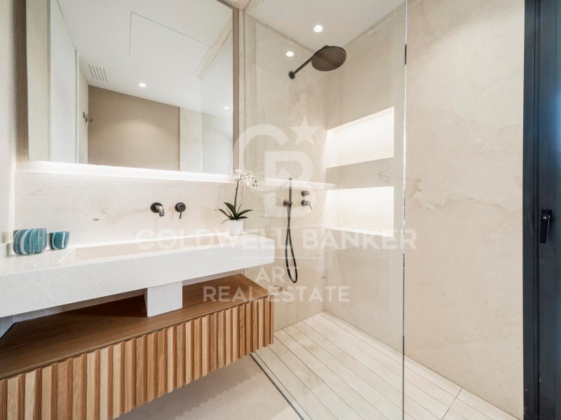 Marbella, Andalusia, ES, 2 Bedrooms Bedrooms, ,2 BathroomsBathrooms,Residential,For Sale,1874586