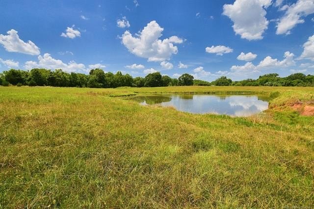 Braggs, Oklahoma, 74423, United States, 3 Bedrooms Bedrooms, ,2 BathroomsBathrooms,Residential,For Sale,1981924