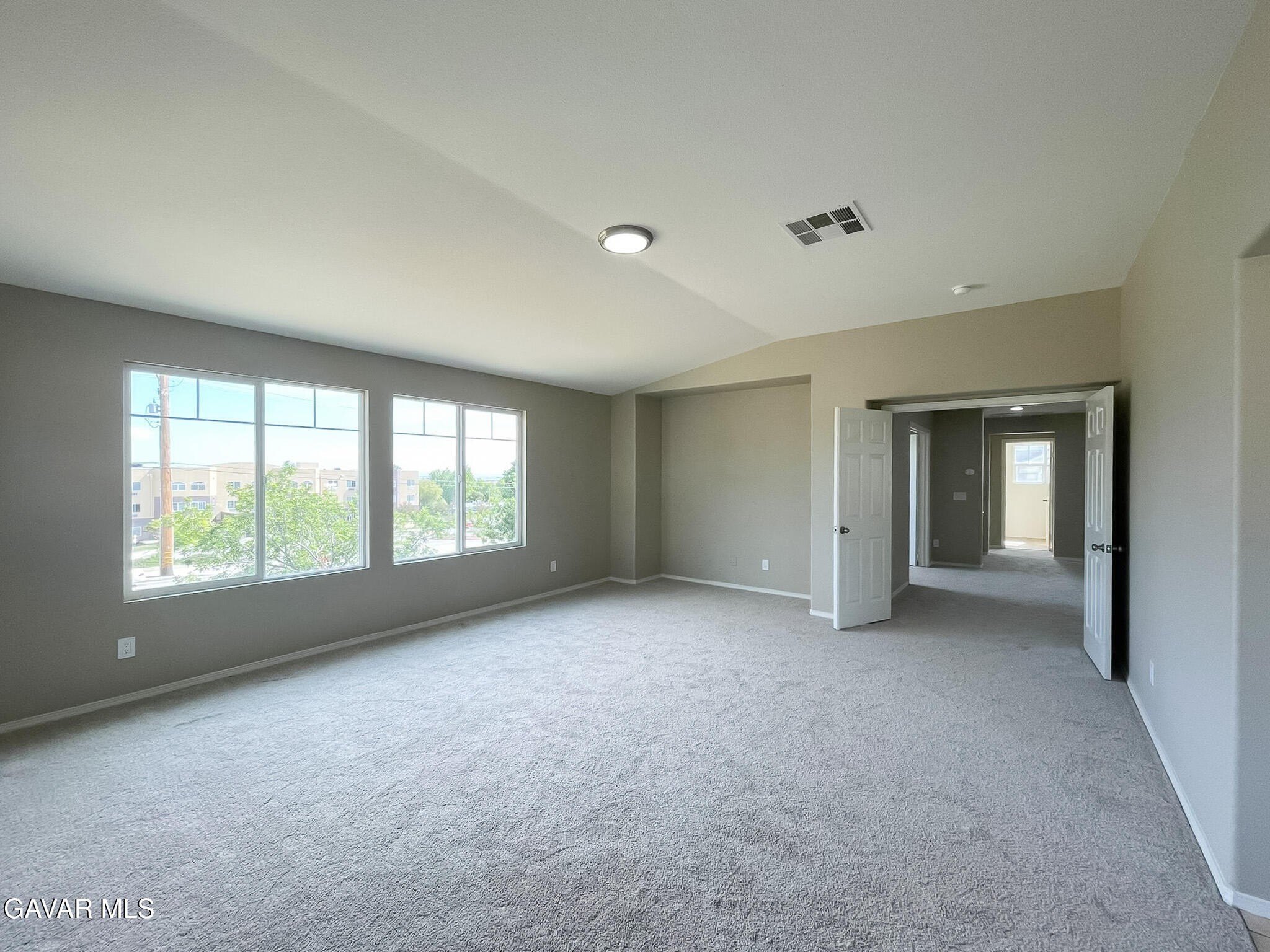 Palmdale, California, 93551, United States, 5 Bedrooms Bedrooms, ,3 BathroomsBathrooms,Residential,For Sale,2049343