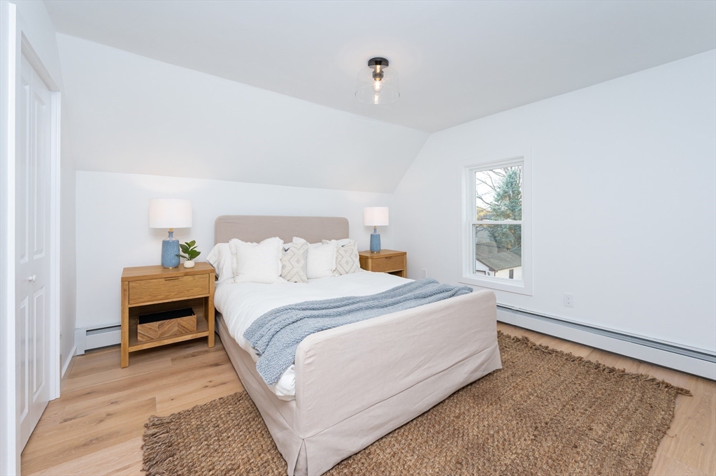 Haverhill, Massachusetts, 01830, United States, 4 Bedrooms Bedrooms, ,2 BathroomsBathrooms,Residential,For Sale,1991718