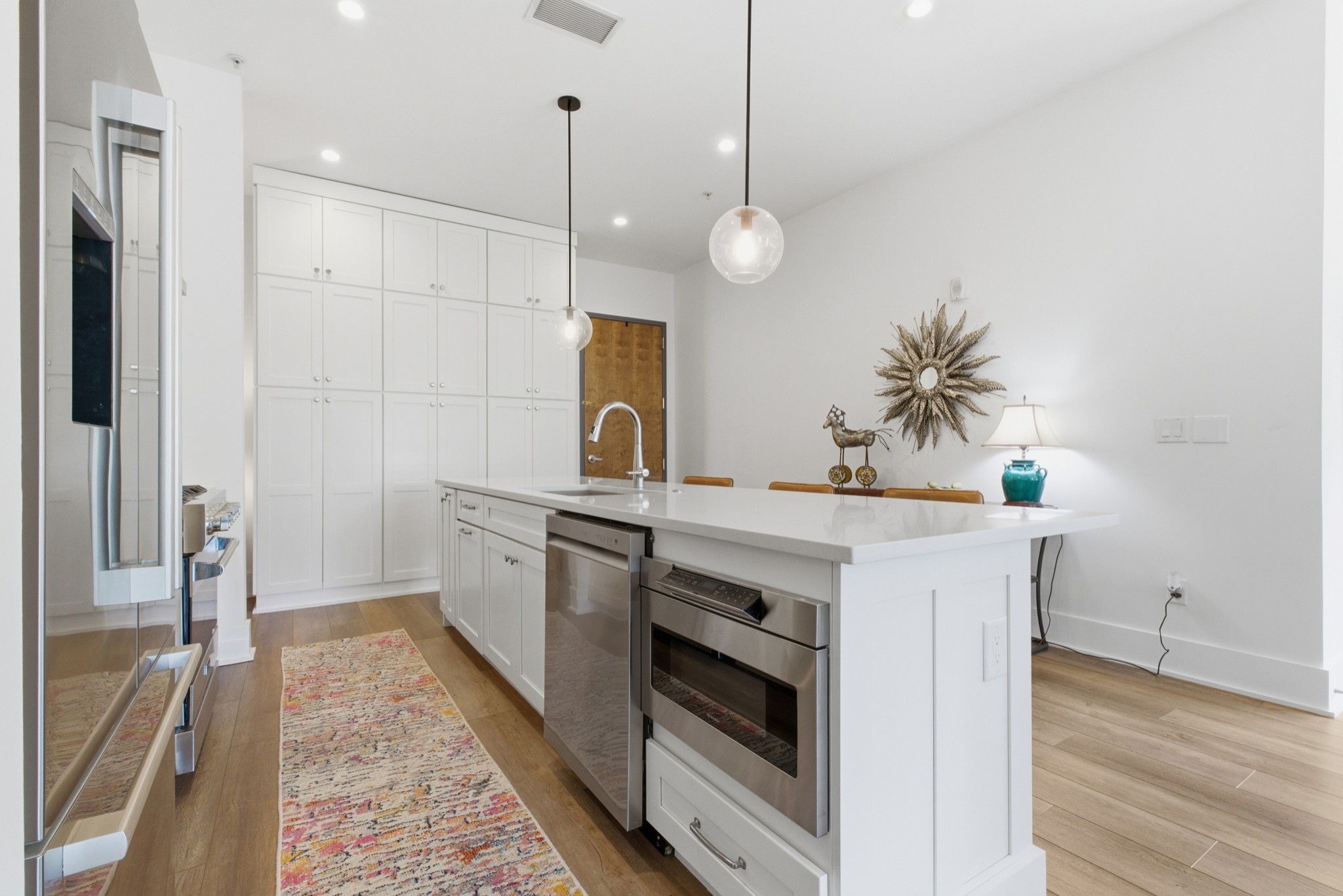  204 Acklen Park Dr Unit #103, Nashville, TN, 37203 - 物件實景