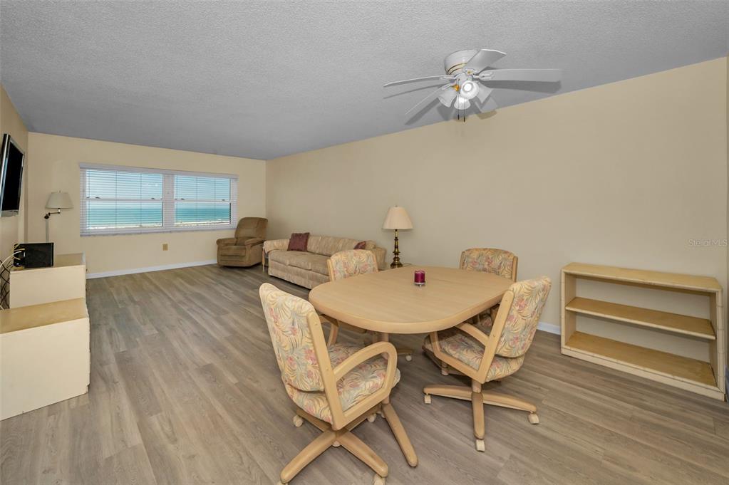 Clearwater Beach, Florida, 33767, United States, 2 Bedrooms Bedrooms, ,2 BathroomsBathrooms,Residential,For Sale,1744502