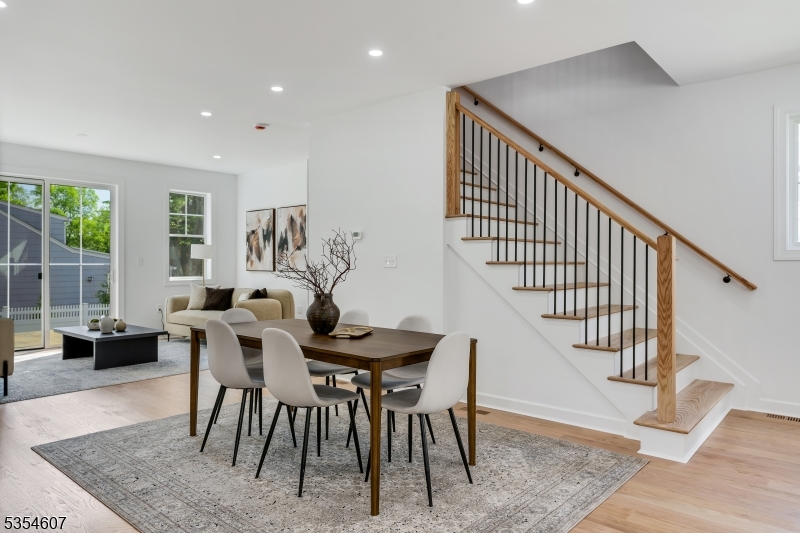 Chatham Boro, New Jersey, 07928, United States, 5 Bedrooms Bedrooms, ,5 BathroomsBathrooms,Residential,For Sale,1805398