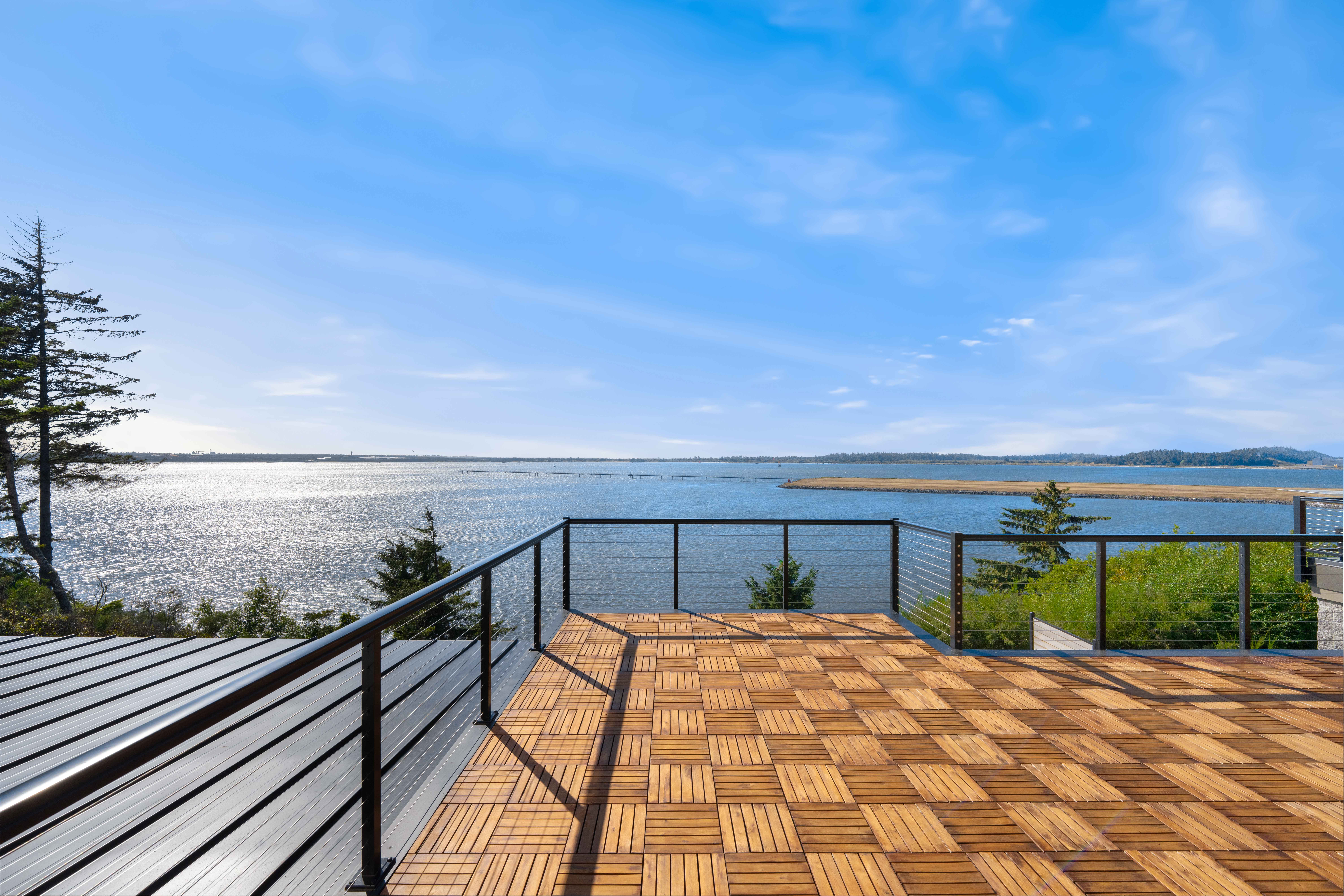  Bayfront Modern Masterpiece in Coos Bay, Oregon - 物件實景