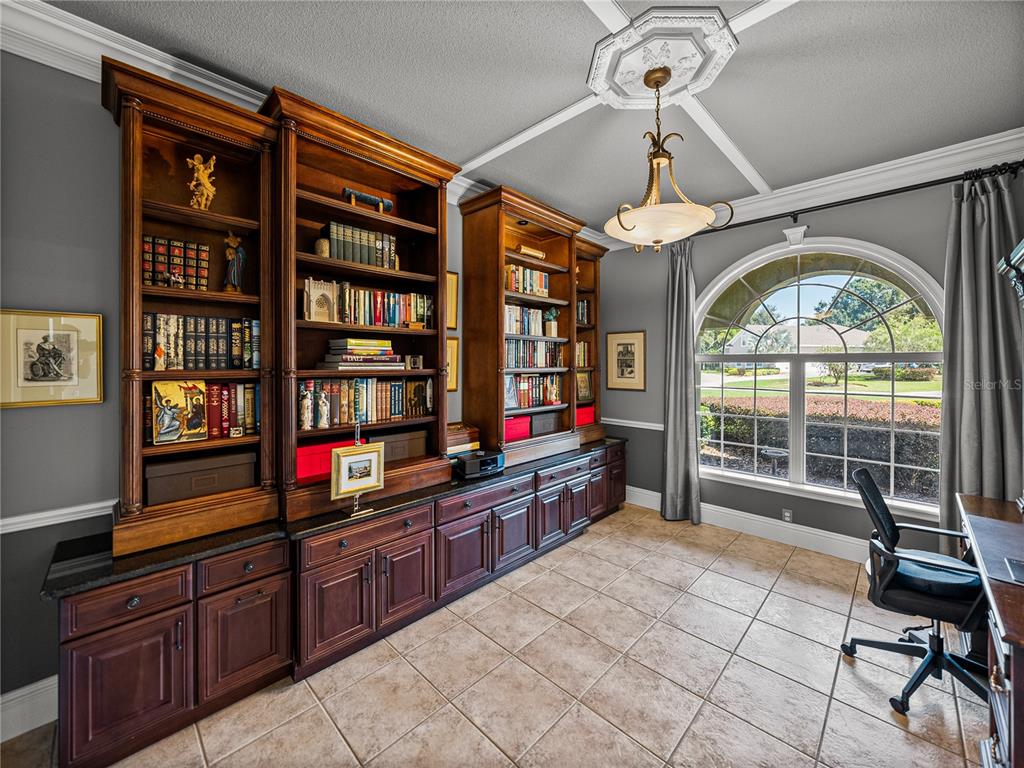 Winter Haven, Florida, 33884, United States, 4 Bedrooms Bedrooms, ,4 BathroomsBathrooms,Residential,For Sale,1934531