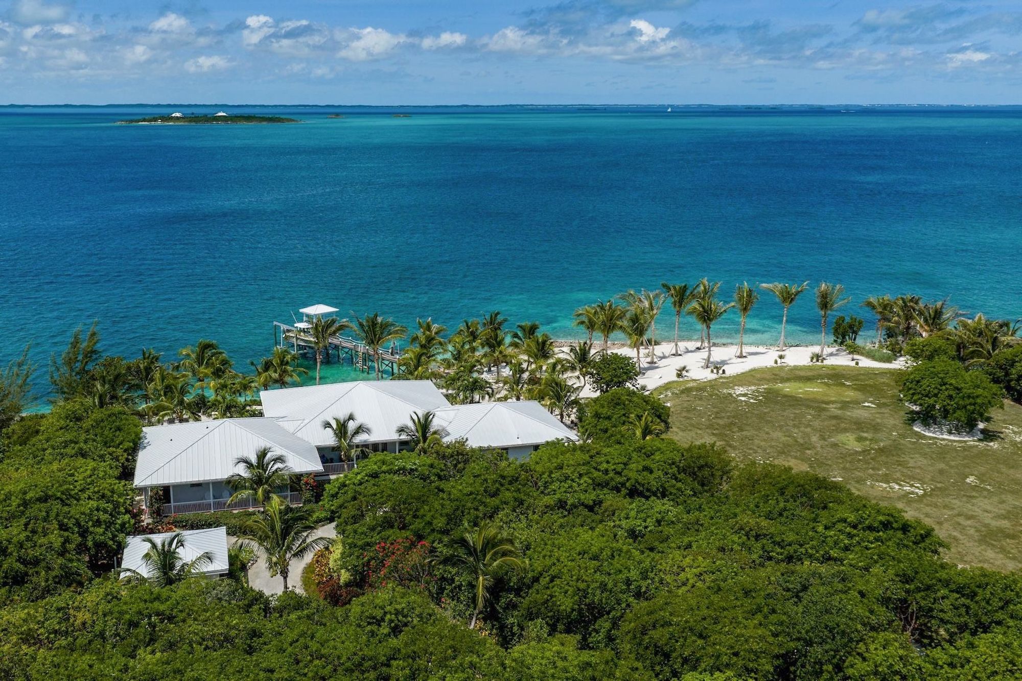  Private Oceanfront Estate - 物件實景