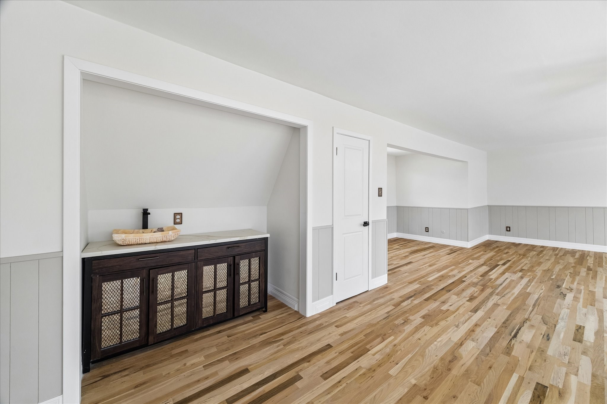  2302 Brooktree Drive - 物件實景