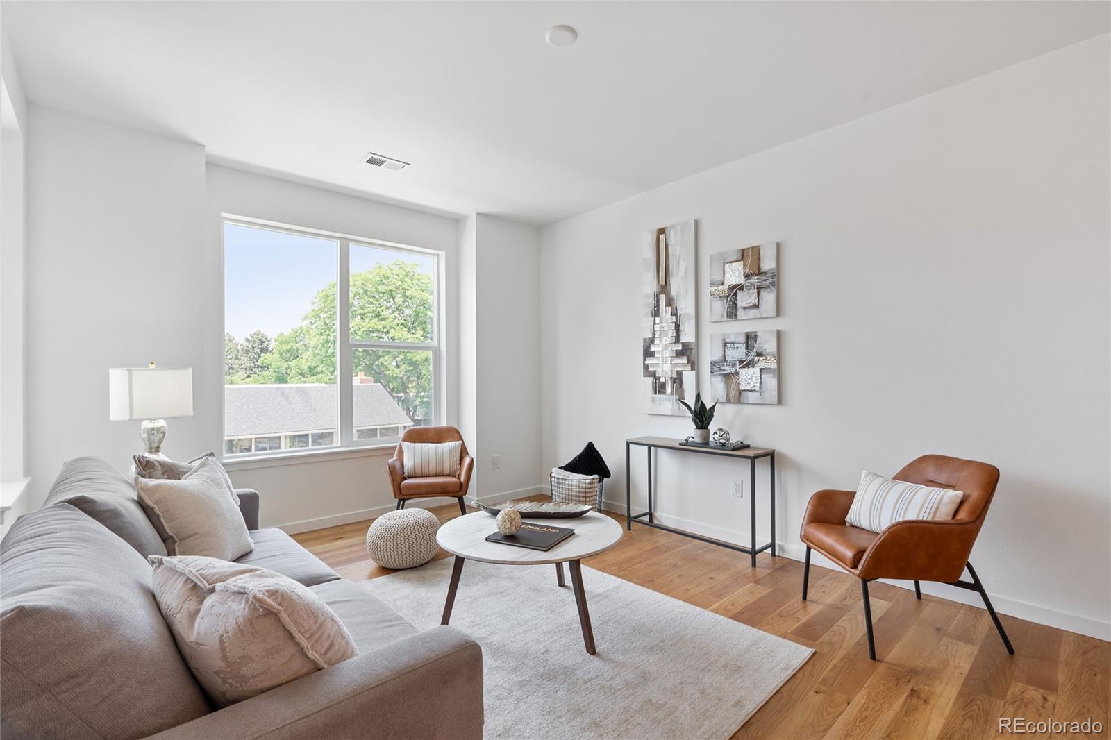 Denver, Colorado, 80231, United States, 3 Bedrooms Bedrooms, ,4 BathroomsBathrooms,Residential,For Sale,1877568