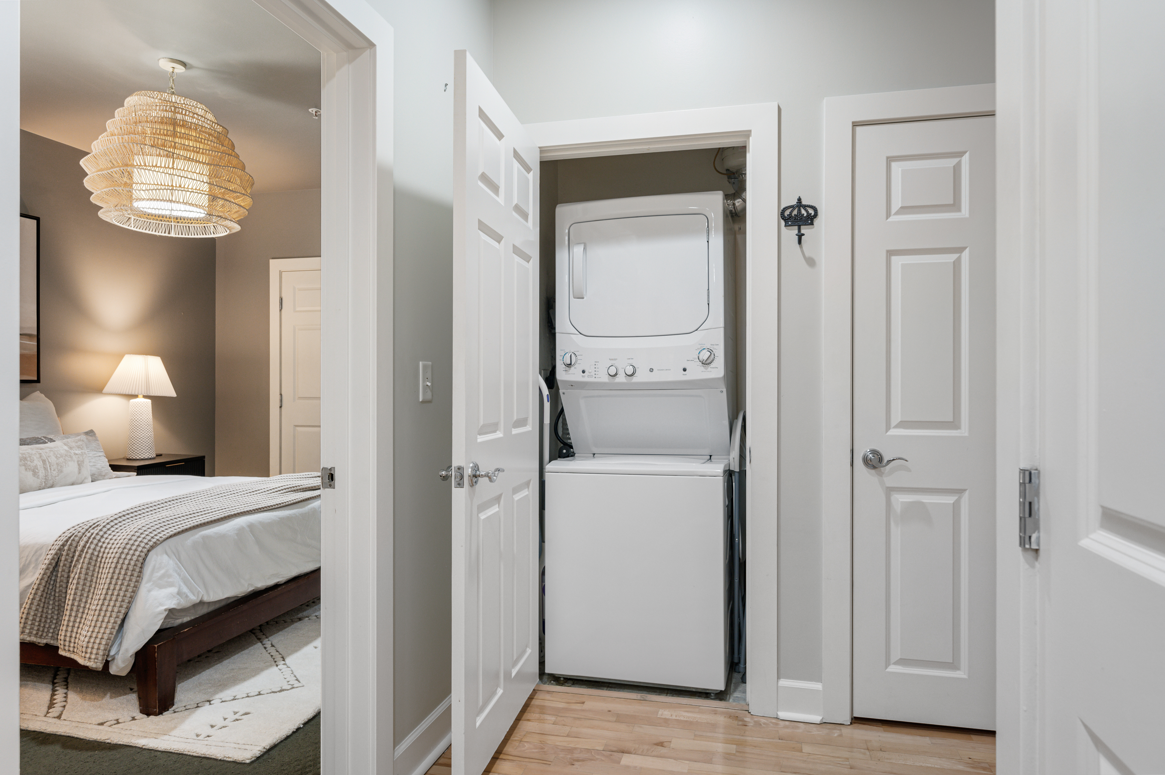  Spacious 1-Bedroom Main Floor Condo in a Prime Location - 物件實景