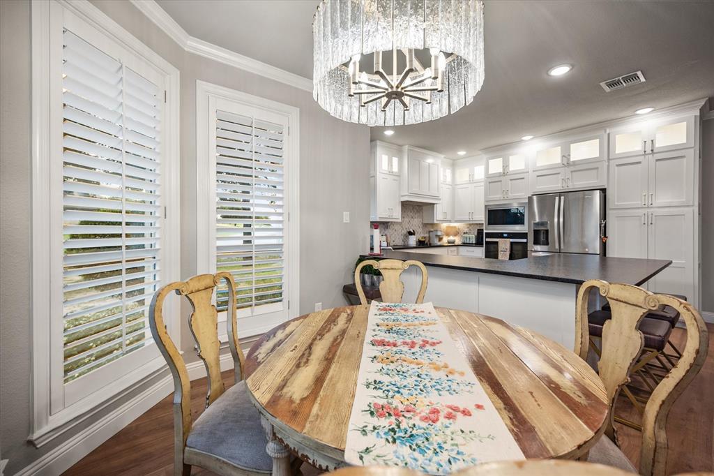 Weatherford, Texas, 76087, United States, 4 Bedrooms Bedrooms, ,4 BathroomsBathrooms,Residential,For Sale,1944722