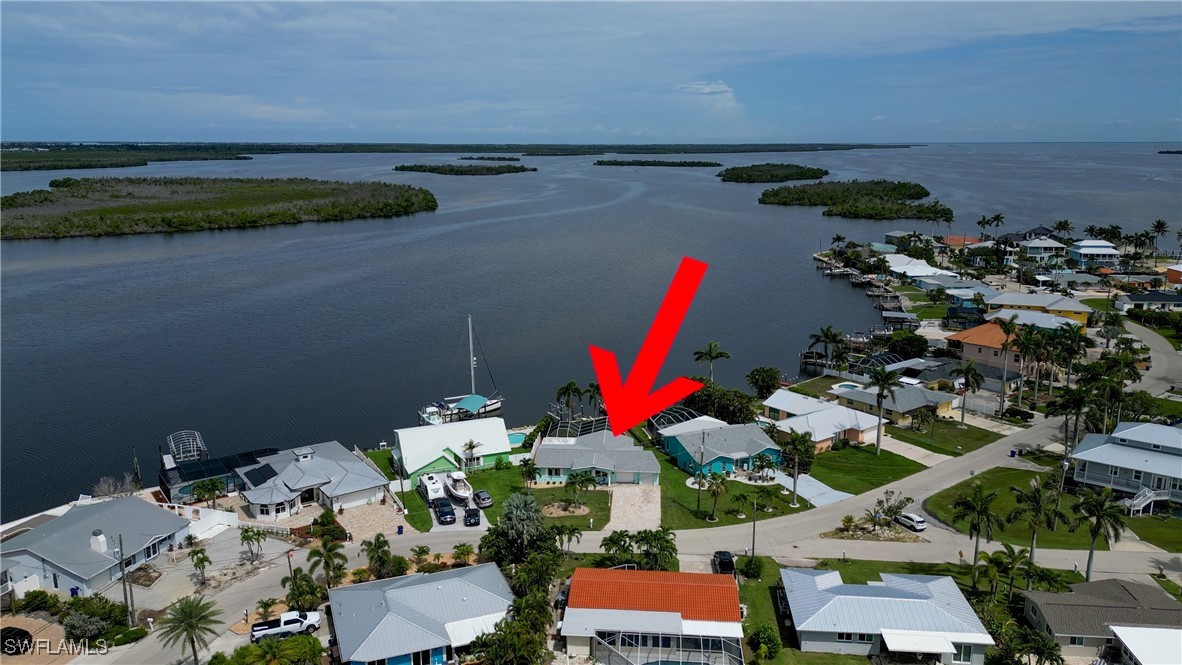 Matlacha, Florida, 33993, United States, 2 Bedrooms Bedrooms, ,2 BathroomsBathrooms,Residential,For Sale,1980106
