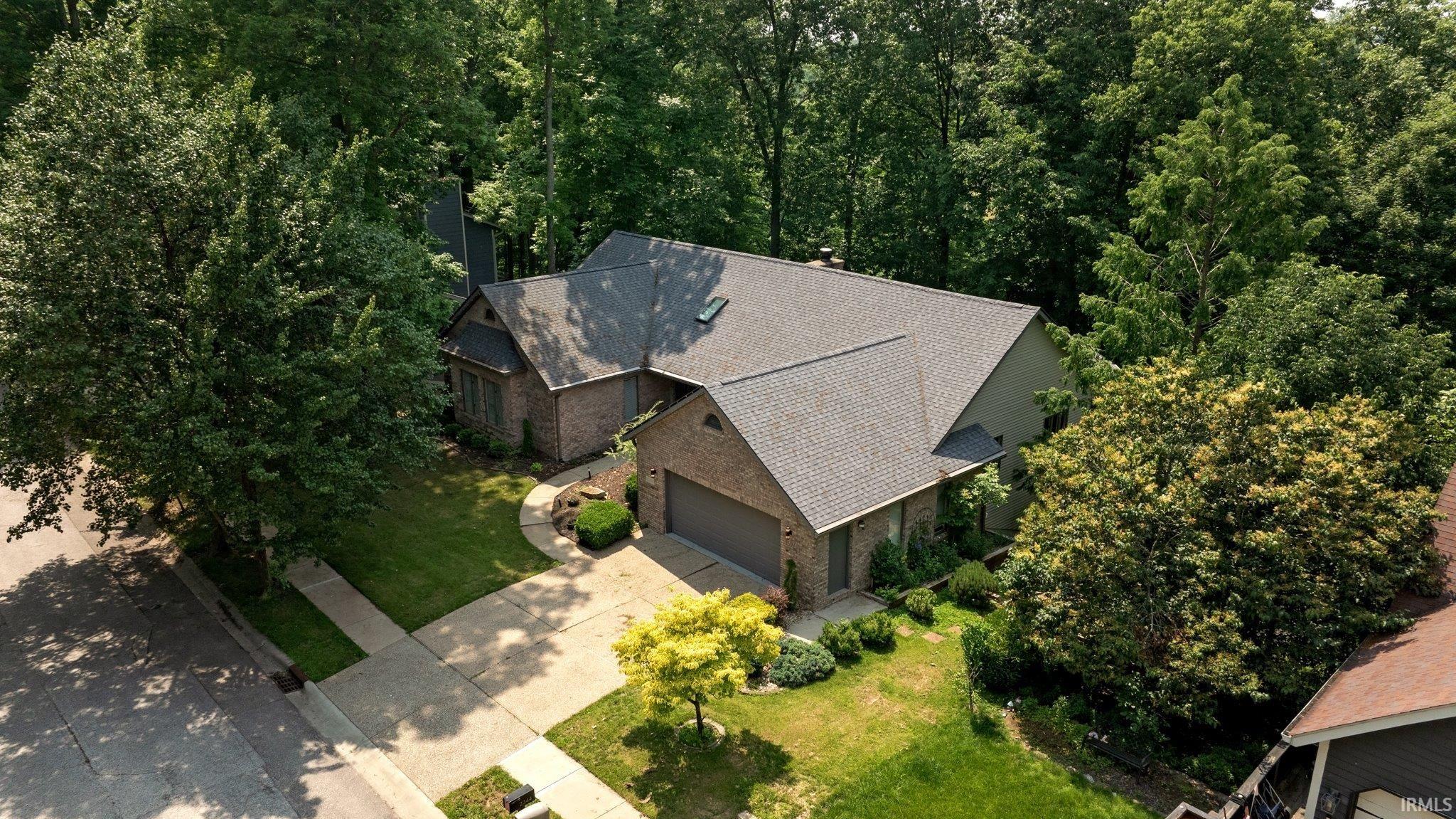 Bloomington, Indiana, 47401, United States, 5 Bedrooms Bedrooms, ,4 BathroomsBathrooms,Residential,For Sale,1924485