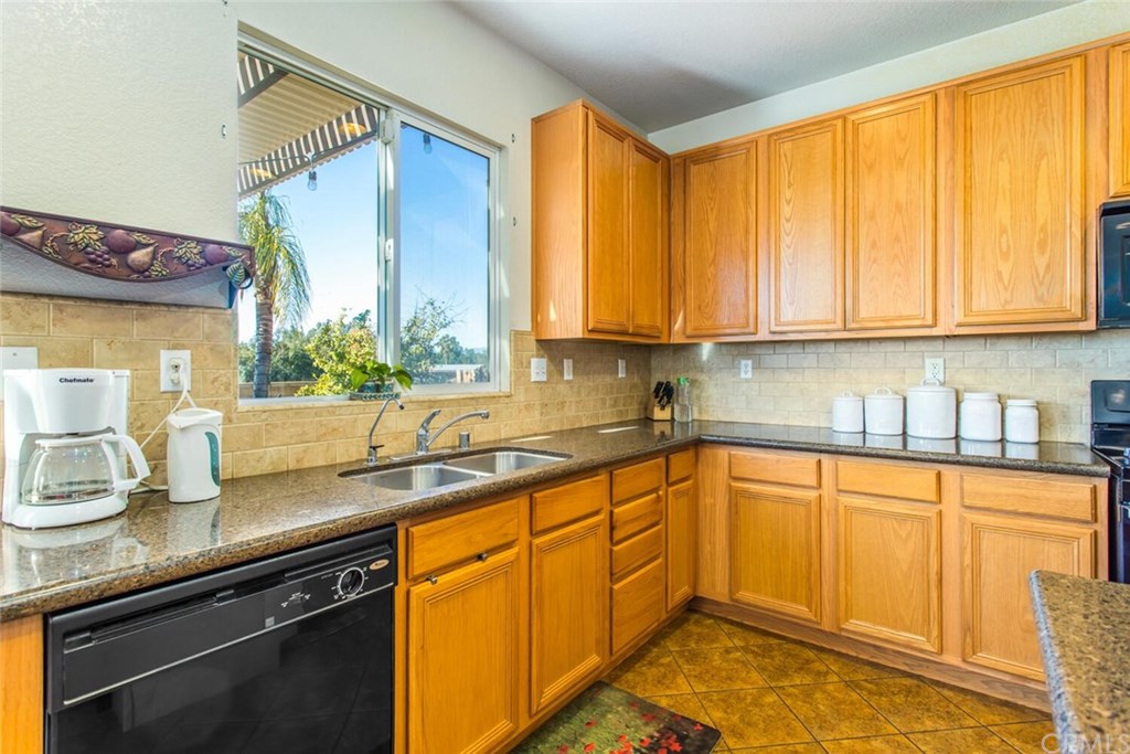 Mentone, California, 92359, United States, 3 Bedrooms Bedrooms, ,3 BathroomsBathrooms,Residential,For Sale,1927763