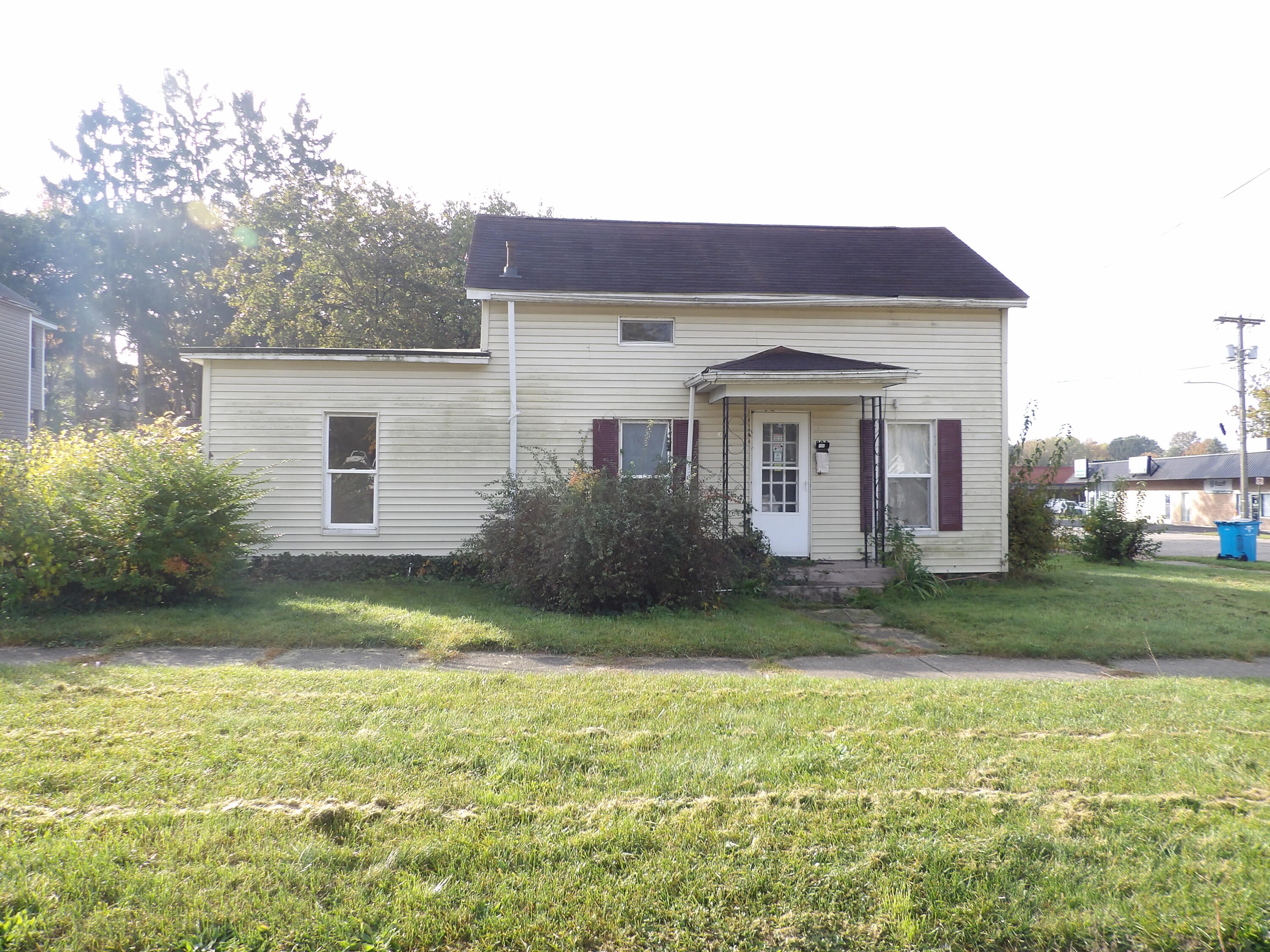Regent St, Niles, MI 49120