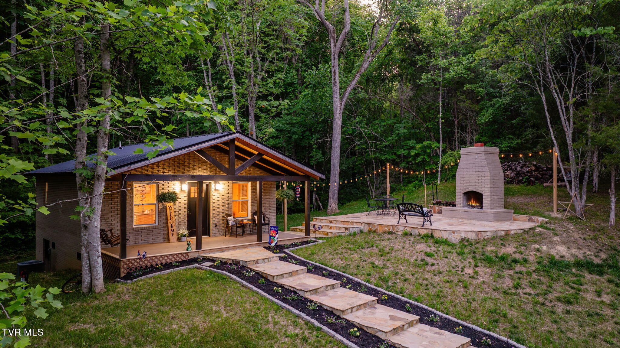 Kingsport, Tennessee, 37660, United States, 1 Bedroom Bedrooms, ,1 BathroomBathrooms,Residential,For Sale,1973991