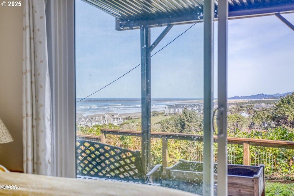 South Beach, Oregon, 97366, United States, 2 Bedrooms Bedrooms, ,2 BathroomsBathrooms,Residential,For Sale,1762023