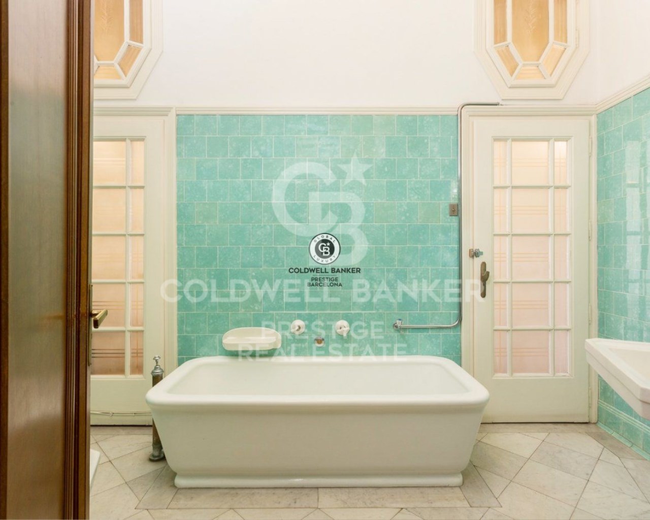 Barcelona, Barcelona, Eixample, La Dreta de l'Eix, Barcelona, Catalonia, ES, 20 Bedrooms Bedrooms, ,10 BathroomsBathrooms,Residential,For Sale,Barcelona, Barcelona, Eixample, La Dreta de l'Eix,1628049