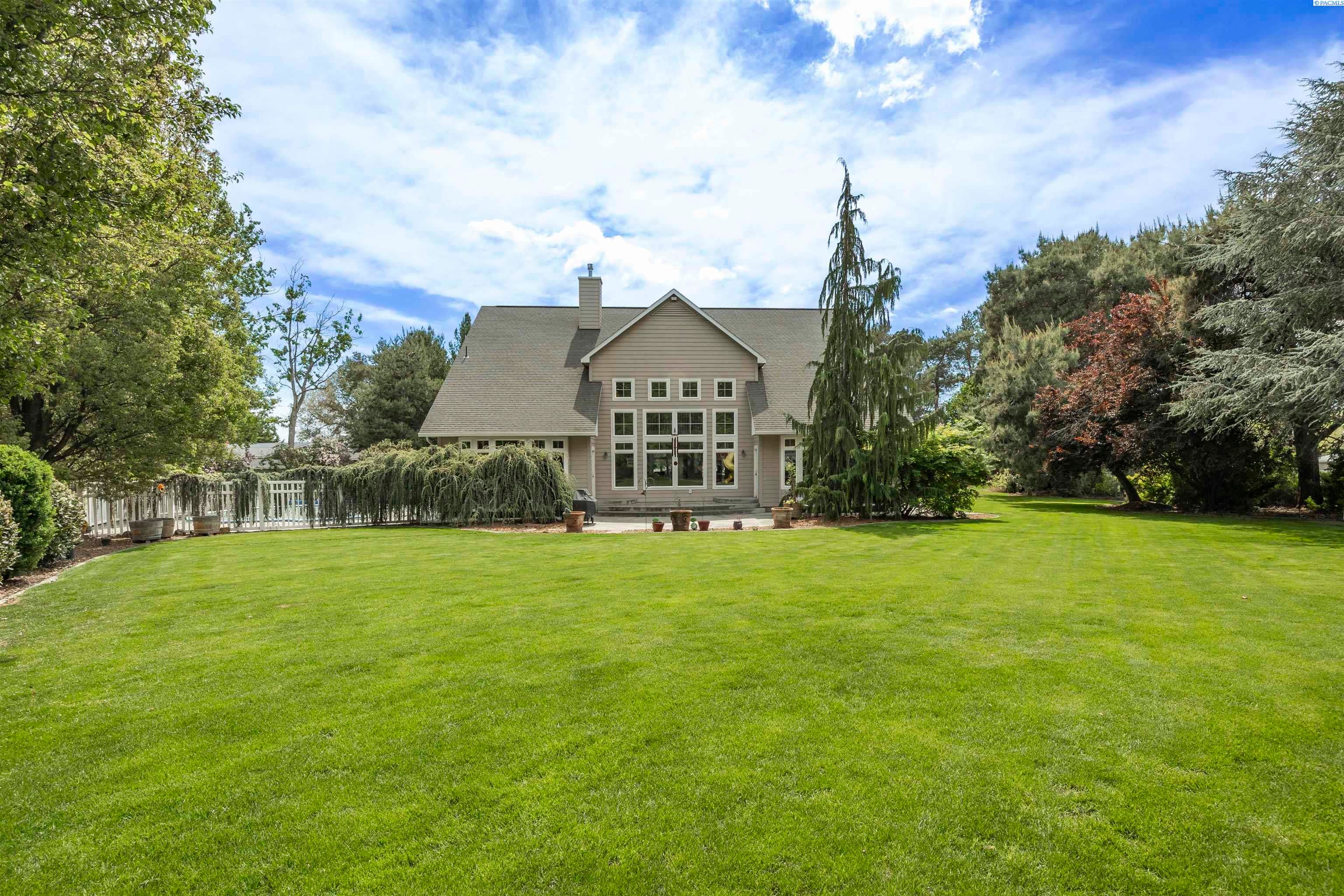 Pasco, Washington, 99301, United States, 3 Bedrooms Bedrooms, ,3 BathroomsBathrooms,Residential,For Sale,1979985