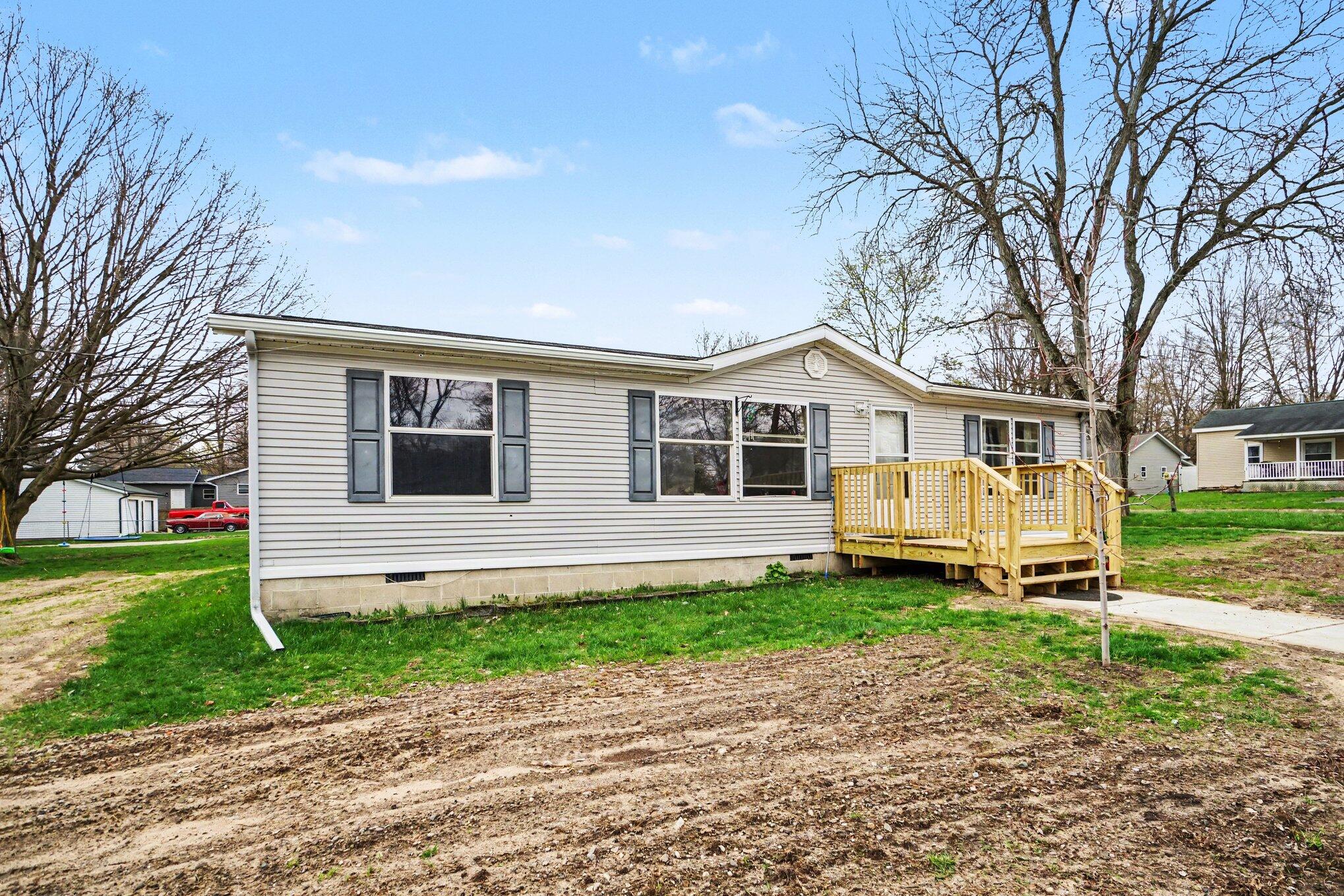 2nd St, Lawton, MI 49065 #1