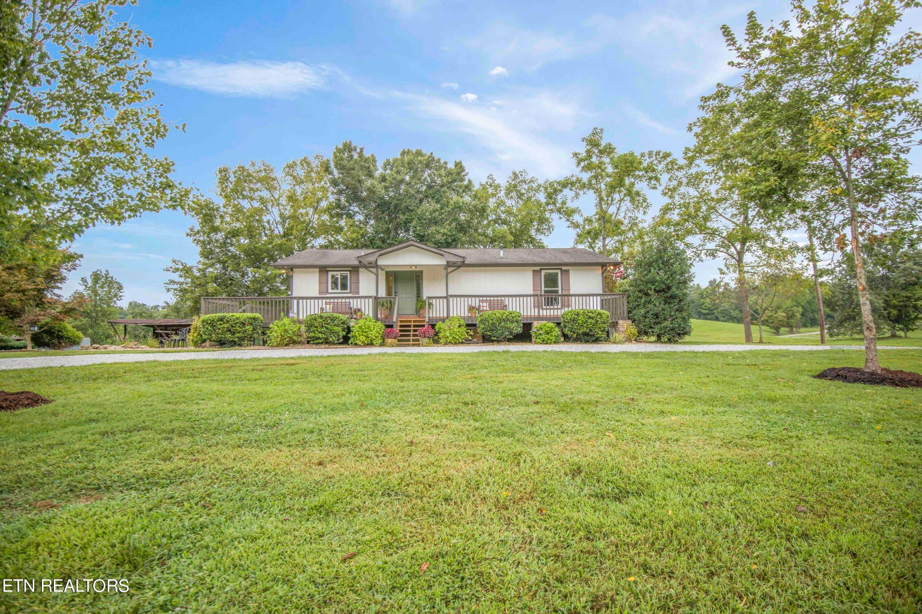 267 Lane Hedgecock Rd, Kingston, Tennessee, 37763, United States, 3 Bedrooms Bedrooms, ,2 BathroomsBathrooms,Residential,For Sale,267 Lane Hedgecock Rd,1615599