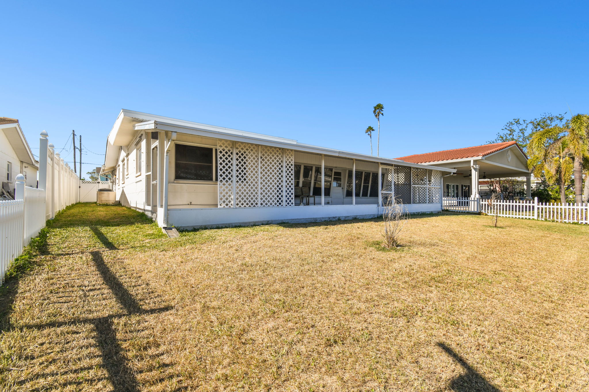 Madeira Beach, Florida, 33708, United States, 3 Bedrooms Bedrooms, ,2 BathroomsBathrooms,Residential,For Sale,1943278